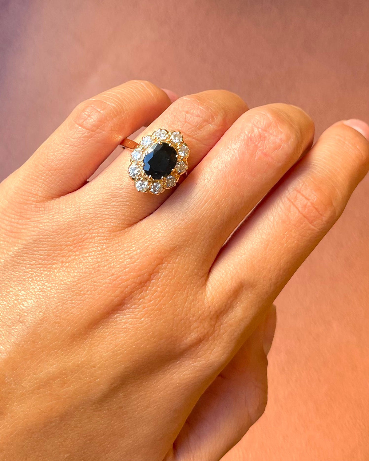 Bague Marguerite Saphir 1.75 carat & Diamants 0.70 carat 6,14g "Mariette" - Elliade Paris