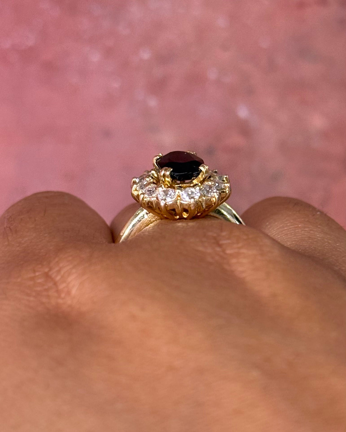 Bague Marguerite Saphir 1.80 carat & Diamants "Georgette" - Elliade Paris