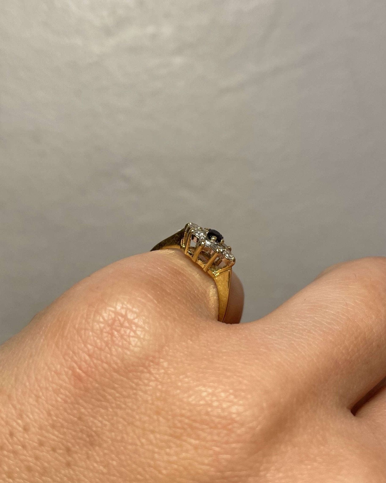Bague Marguerite Saphir & 8 Diamants "Rosea" - Elliade Paris