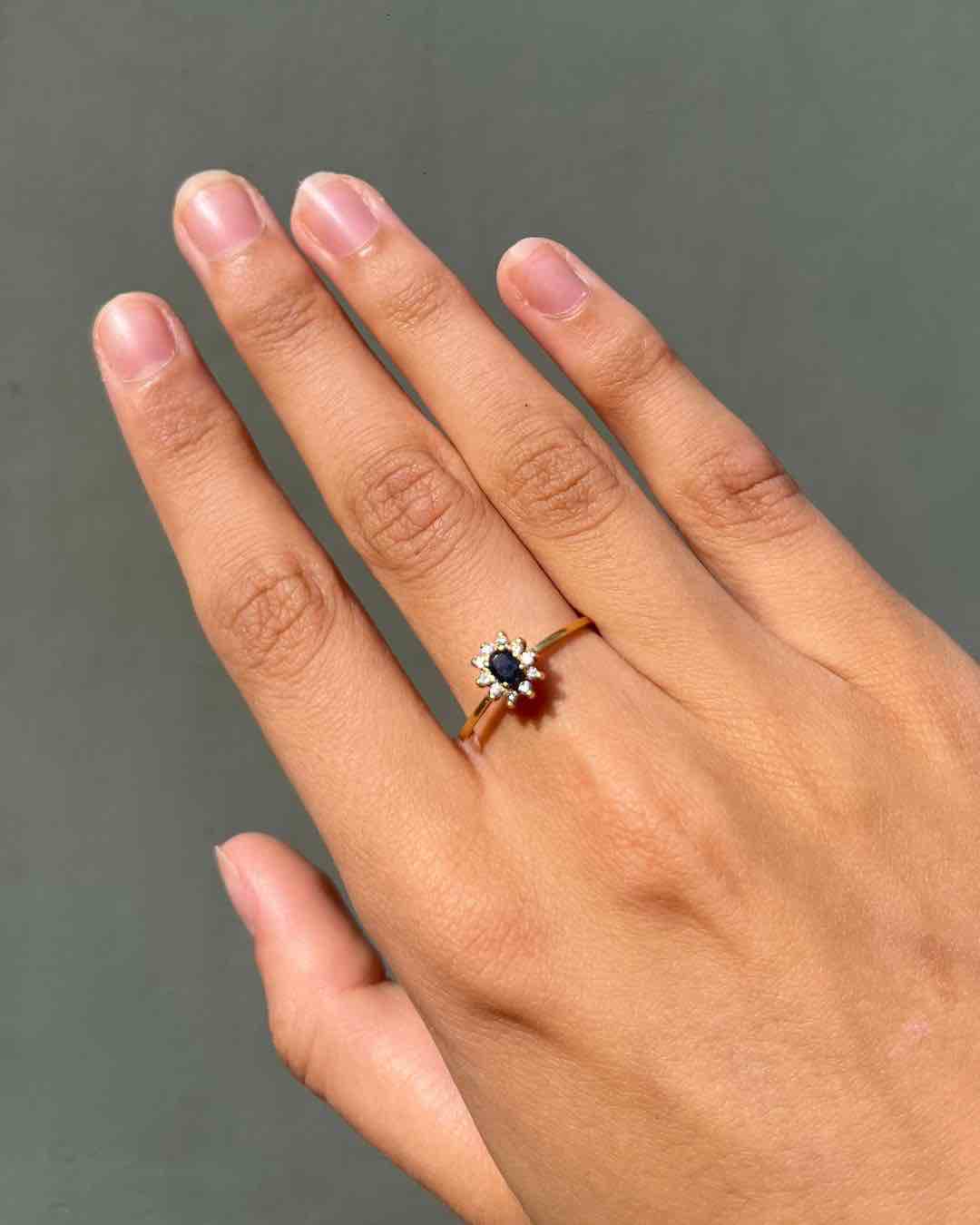Bague Marguerite Saphir & Diamants "Aloïse" - Elliade Paris