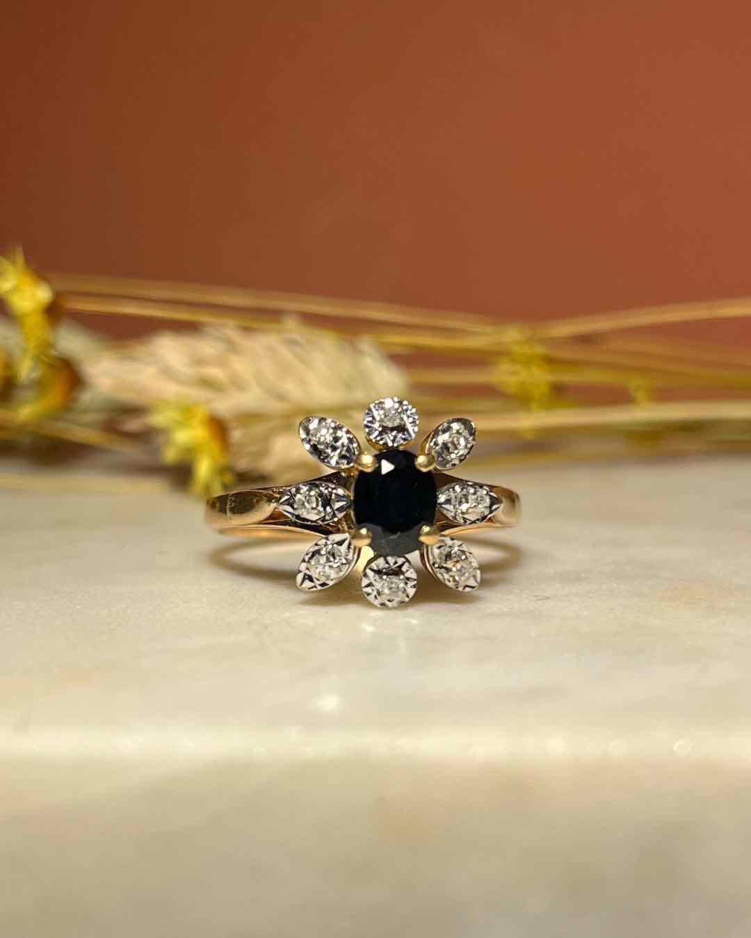 Bague Marguerite Saphir & Diamants "Camelia" - Elliade Paris