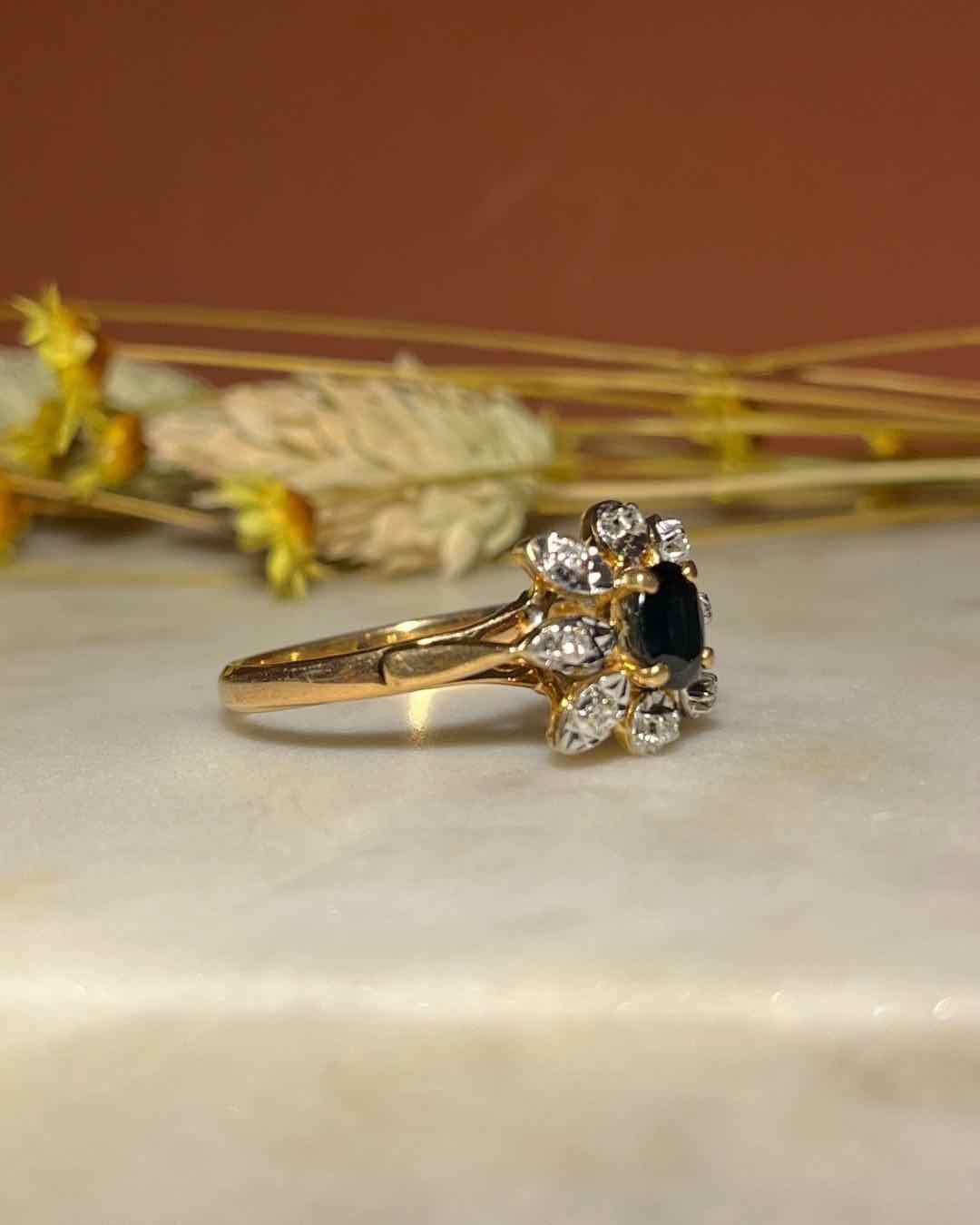 Bague Marguerite Saphir & Diamants "Camelia" - Elliade Paris
