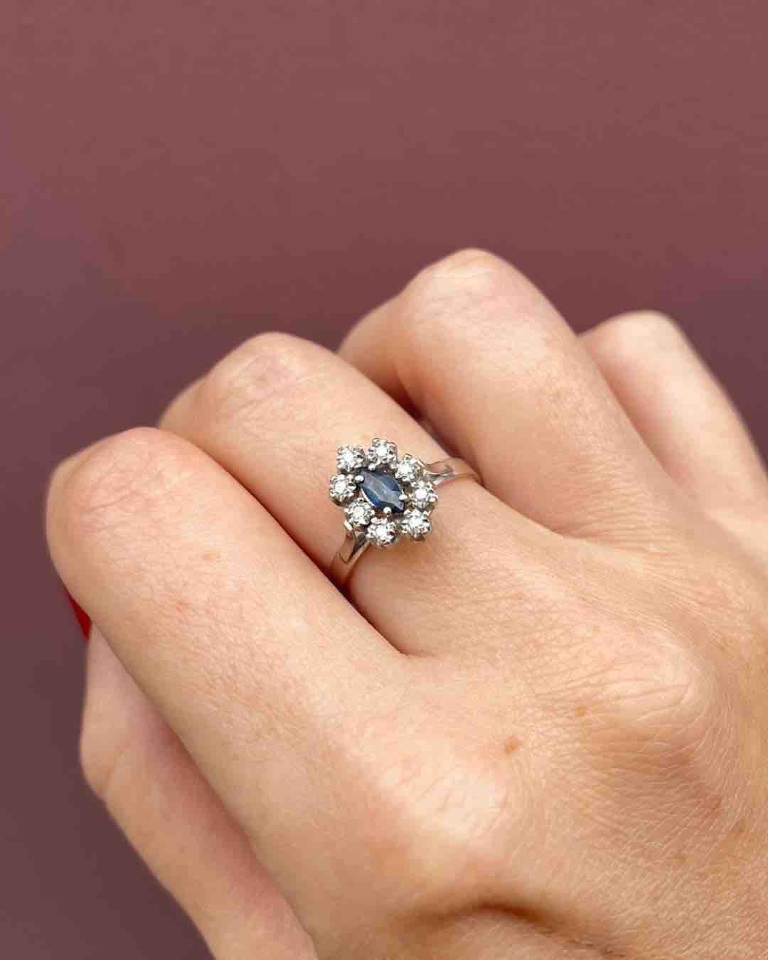 Bague Marguerite Saphir & Diamants "Dina" - Elliade Paris