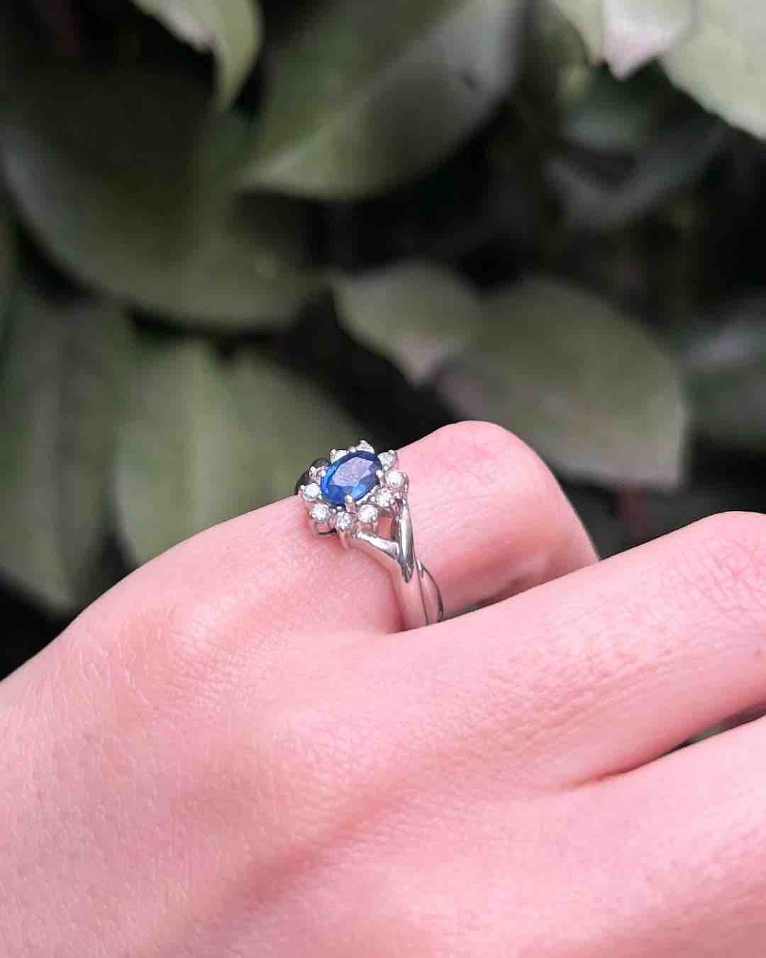 Bague Marguerite Saphir & Diamants "Elissa" - Elliade Paris