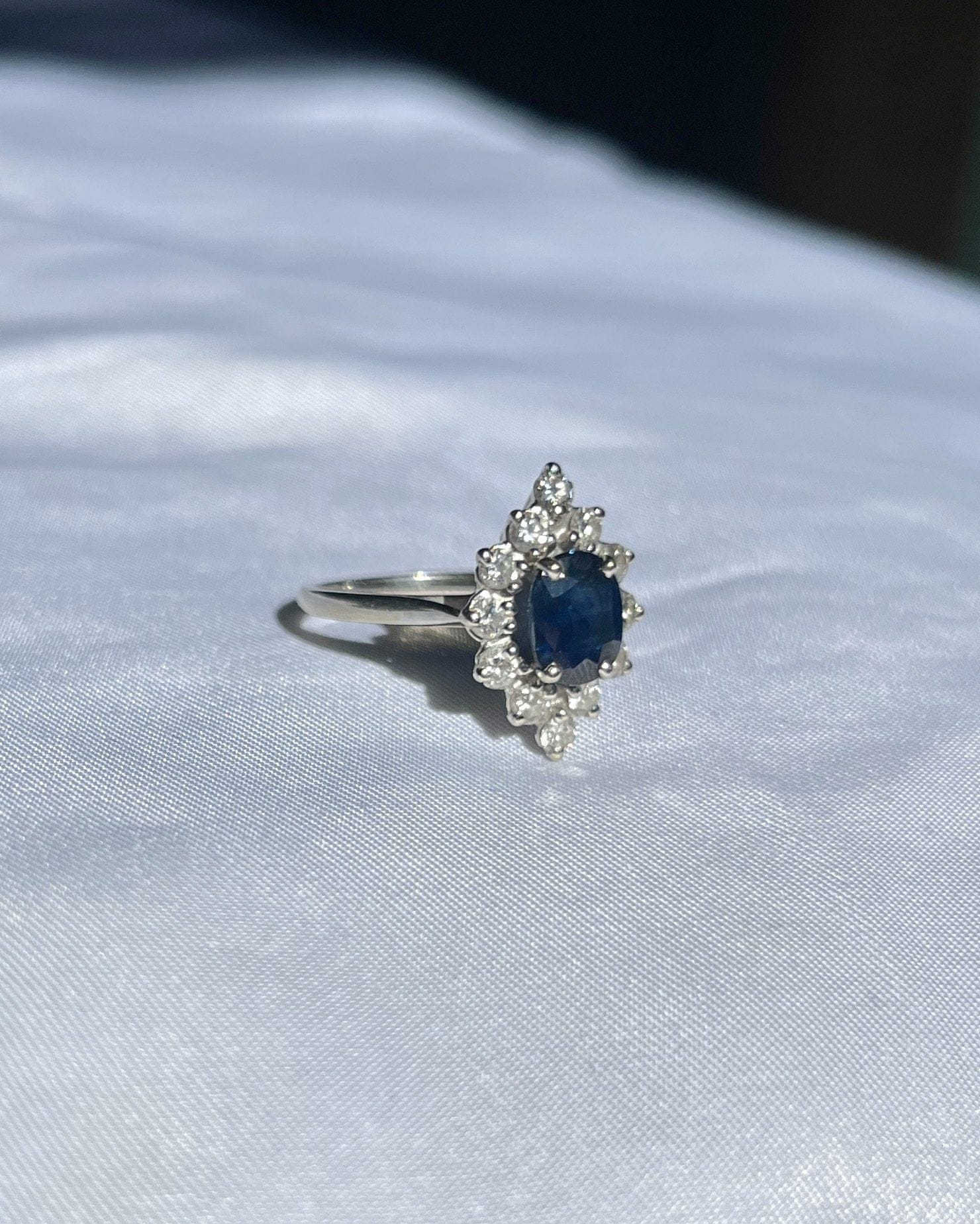 Bague Marguerite Saphir & Diamants "Lys" - Elliade Paris