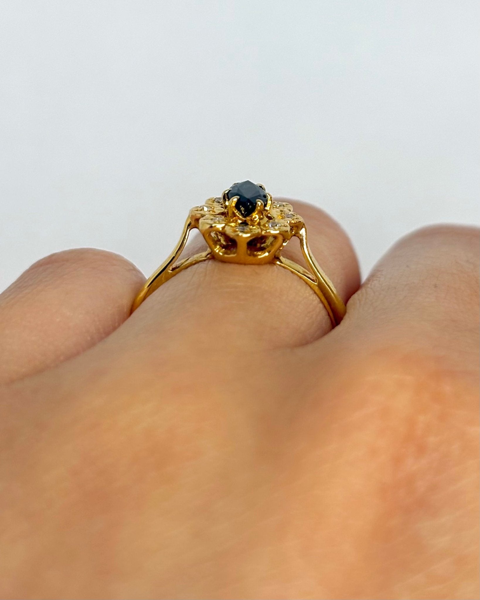 Bague Marguerite Saphir & Diamants "Soumia" - Elliade Paris