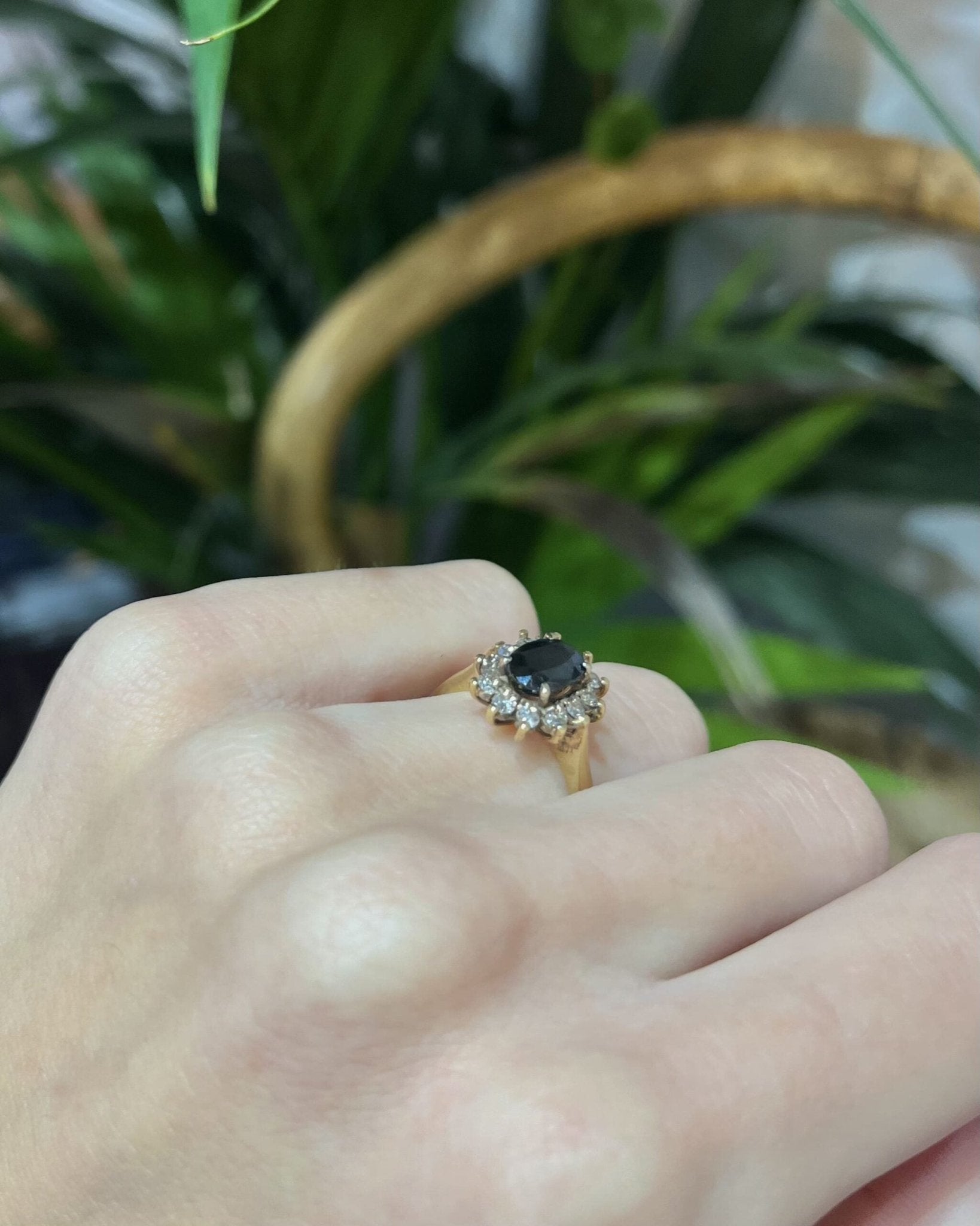 Bague Marguerite Saphir et 10 Diamants "Lucianne" - Elliade Paris
