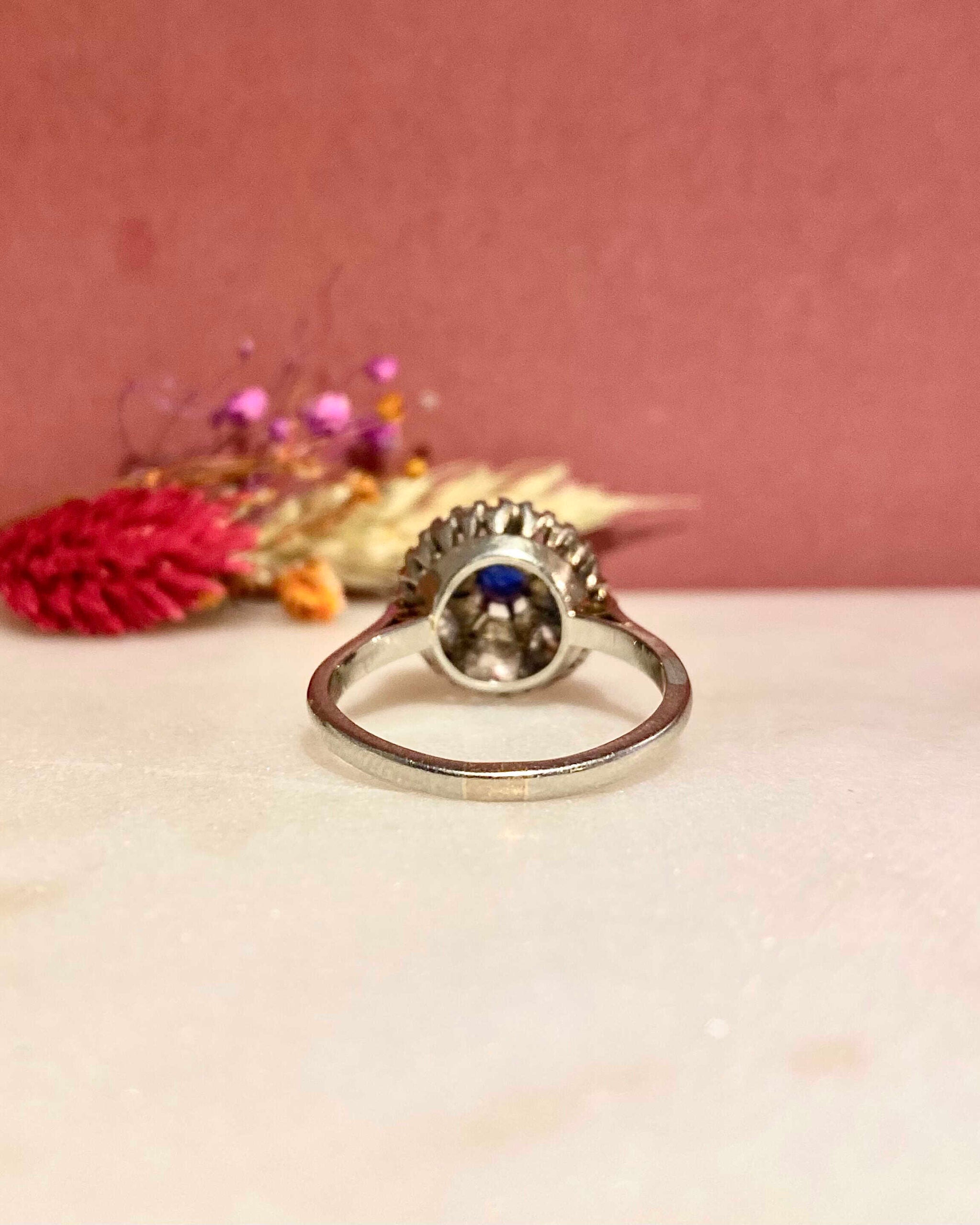 Bague Marguerite Saphir & 7 Diamants 0.90 carat "Micha"