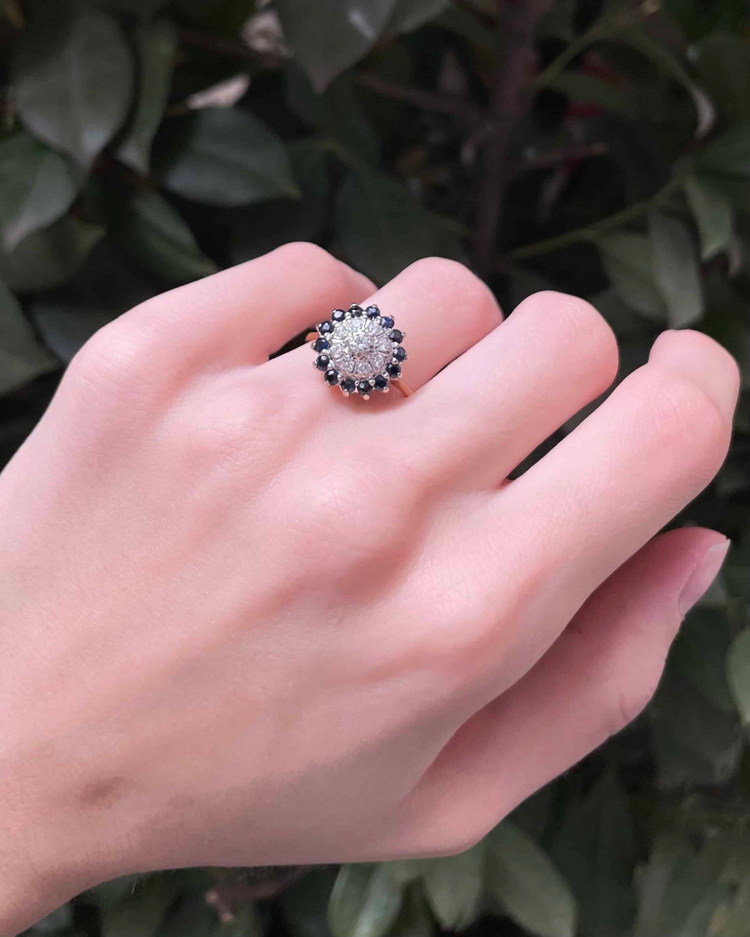 Bague Marguerite 14 Saphirs & 9 Diamants "Johara"