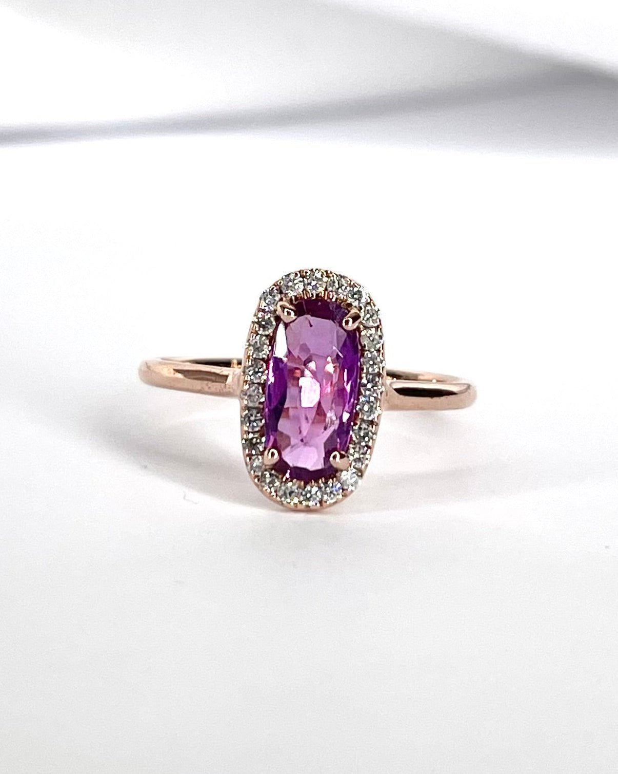 Bague Marguerite Saphir Groseille 1.15 carat & 24 Diamants "Zia" - Elliade Paris