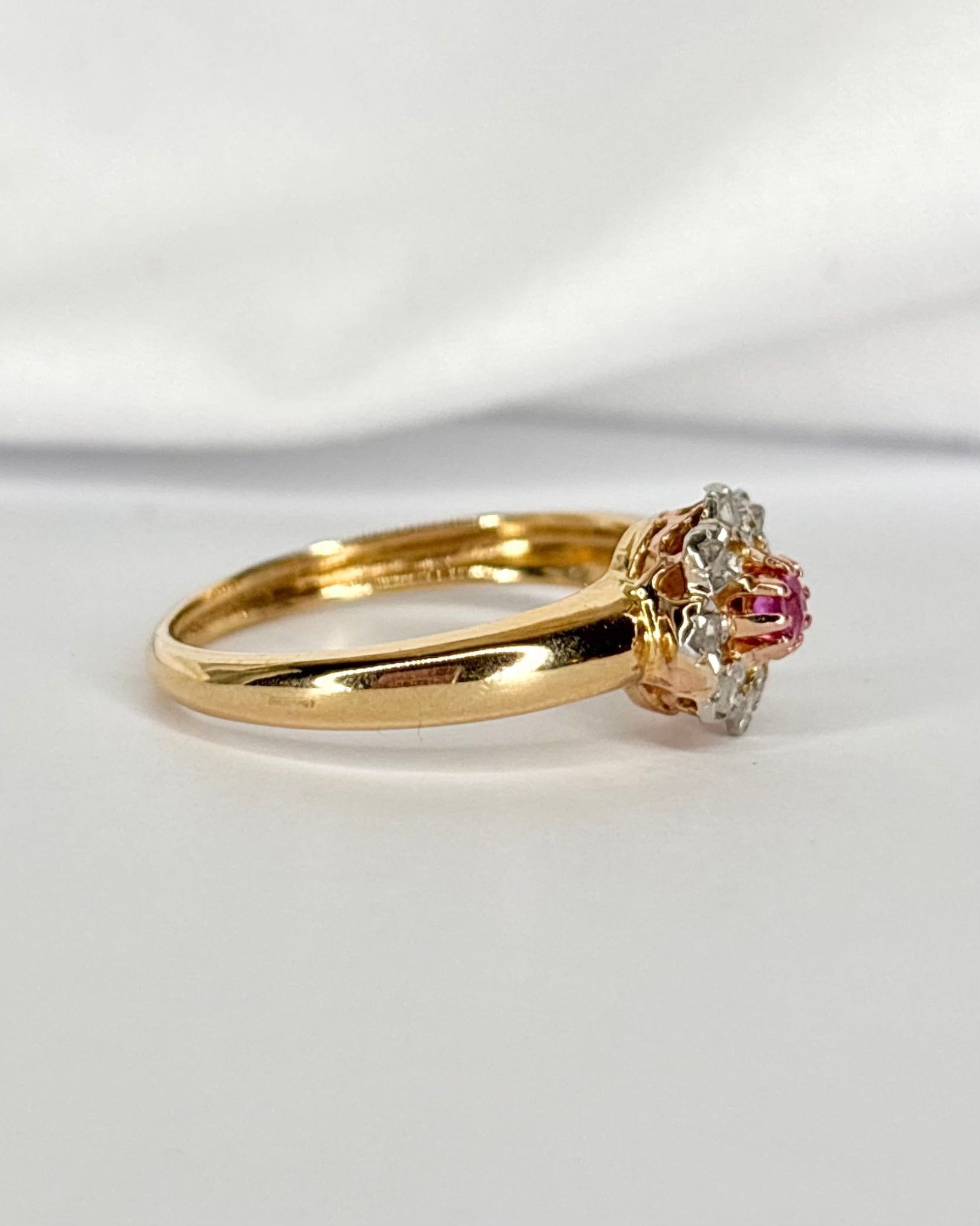 Bague Marguerite Saphir Rose & Diamants "Irina" - Elliade Paris