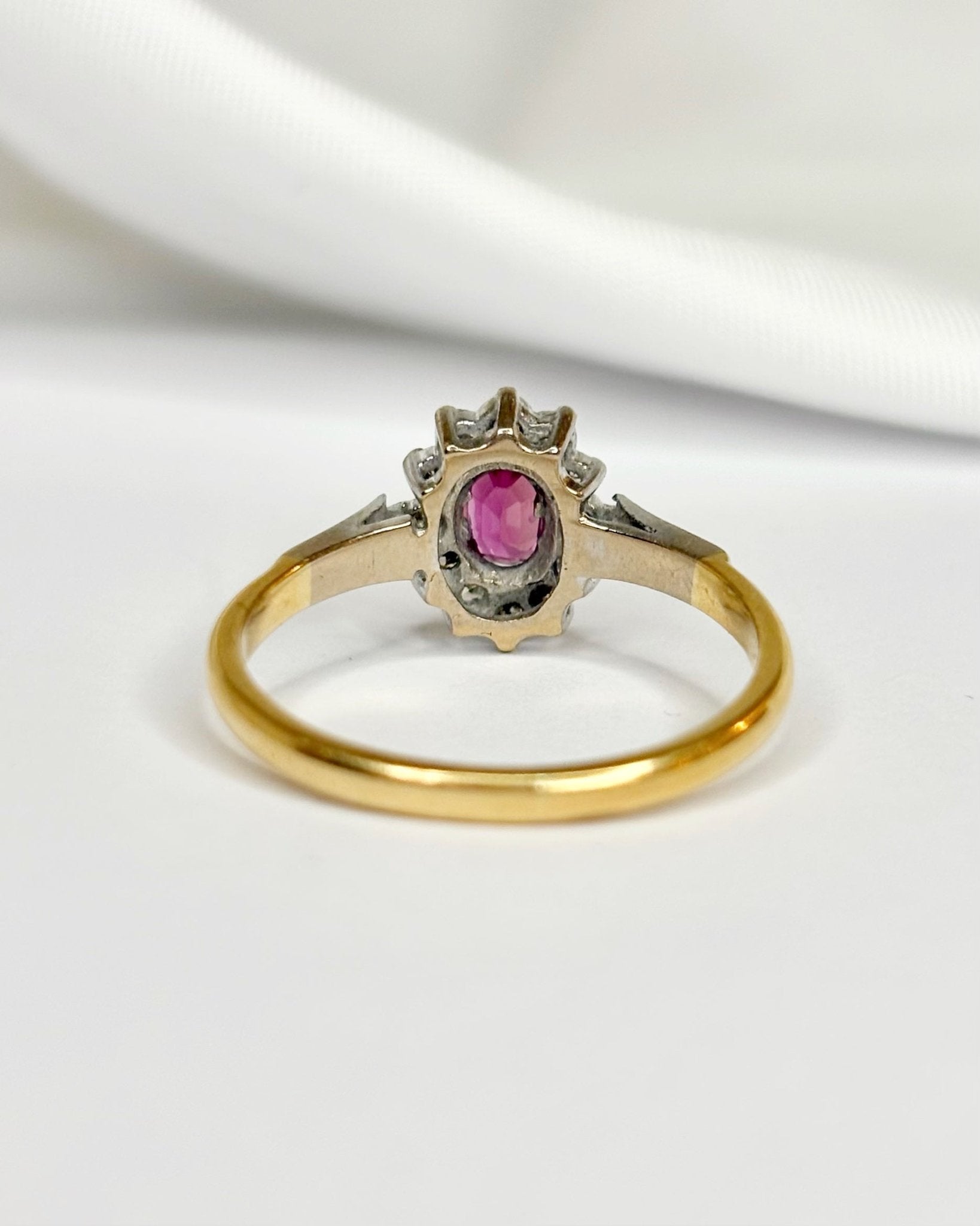 Bague Marguerite Saphir Rose & Diamants "Mélina" - Elliade Paris