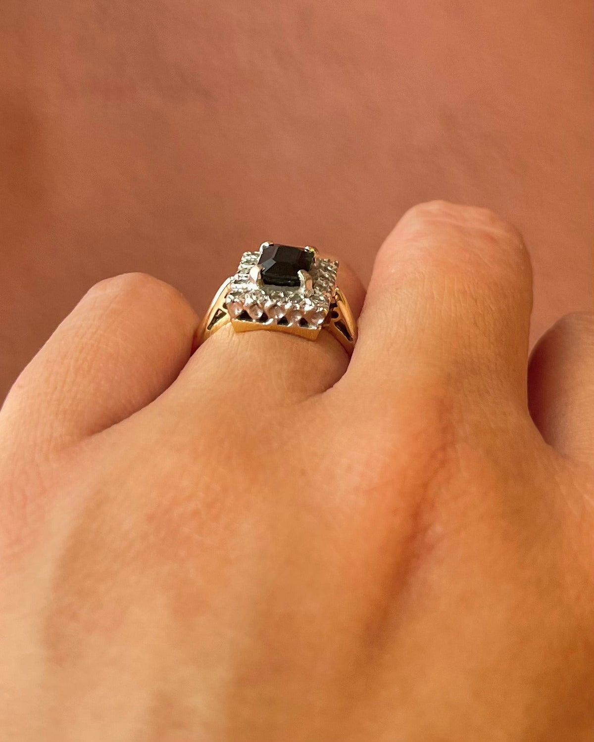 Bague Marguerite Saphir Vert 1.20 carat & Diamants 0.24 carat 4,99g "Maelle" - Elliade Paris