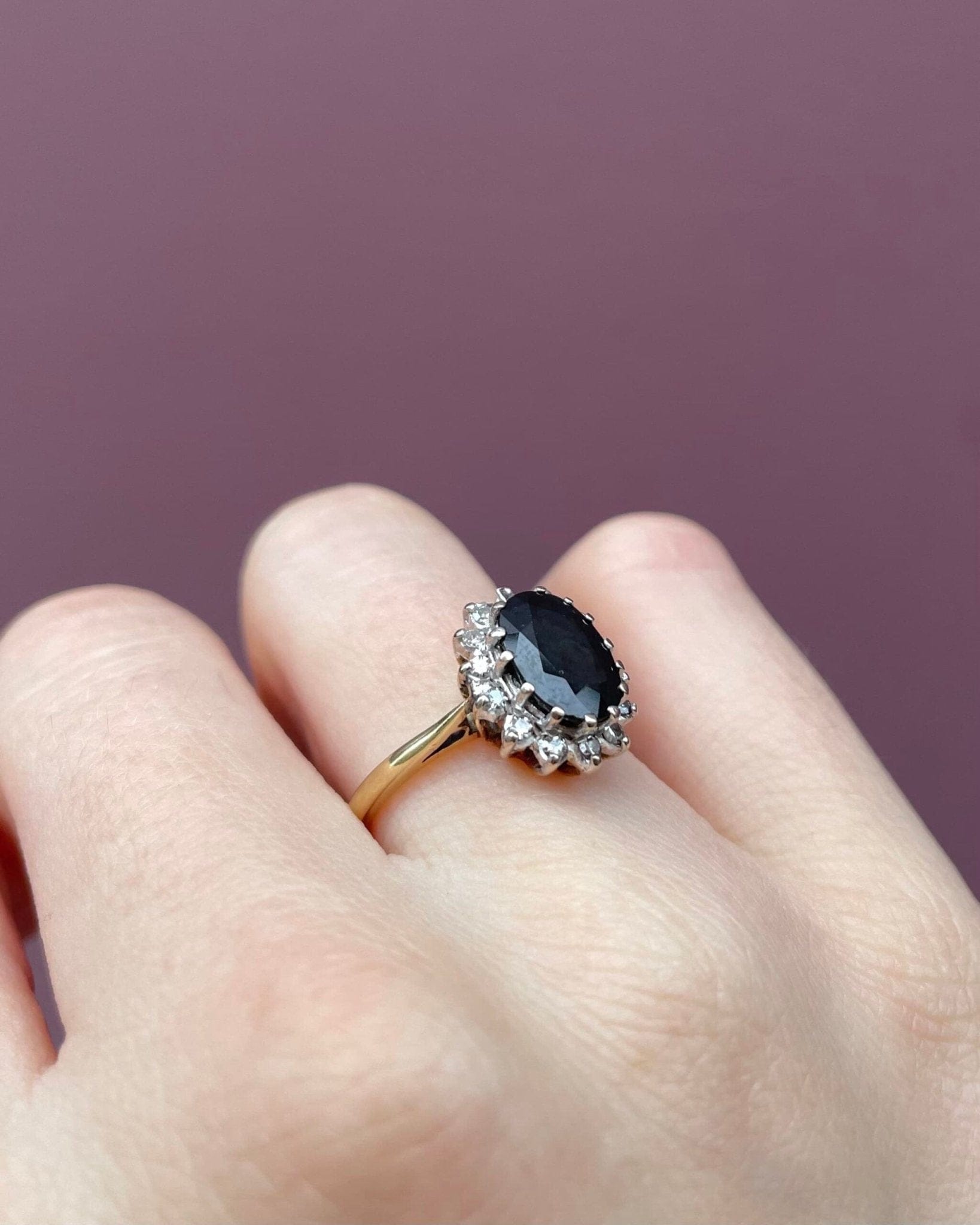 Bague Marguerite Saphir Vert 1.70 carat & Diamants "Helena" - Elliade Paris