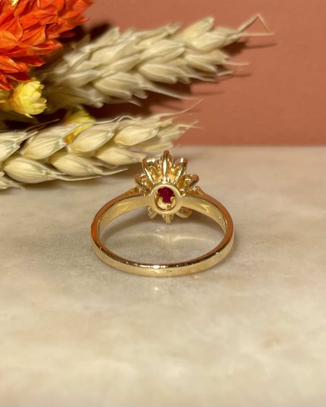 Bague Marguerite Rubis & 10 Diamants "Sidonie" - Elliade Paris