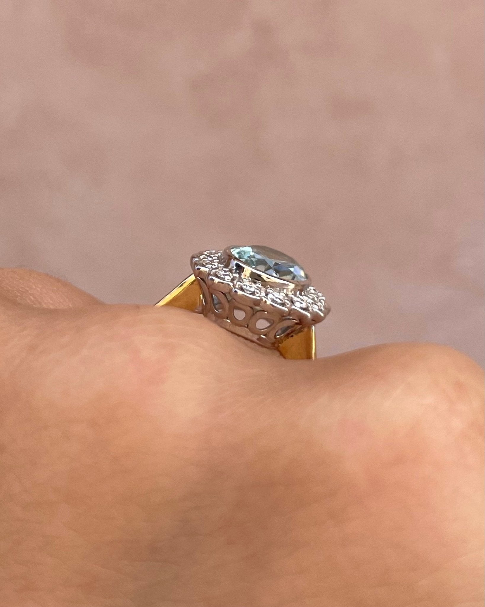 Bague Marguerite Style Art - Déco Aigue - Marine 1.65 carat & 14 Diamants "Camélia" - Elliade Paris