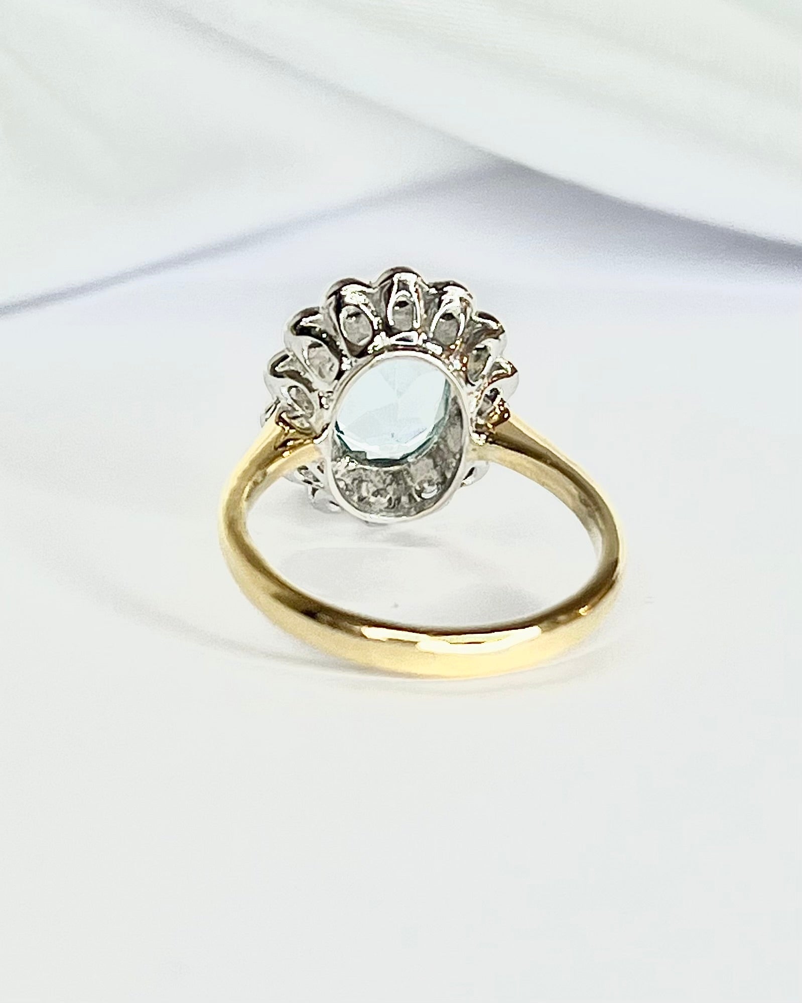 Bague Marguerite Style Art - Déco Aigue - Marine 1.65 carat & 14 Diamants "Camélia" - Elliade Paris