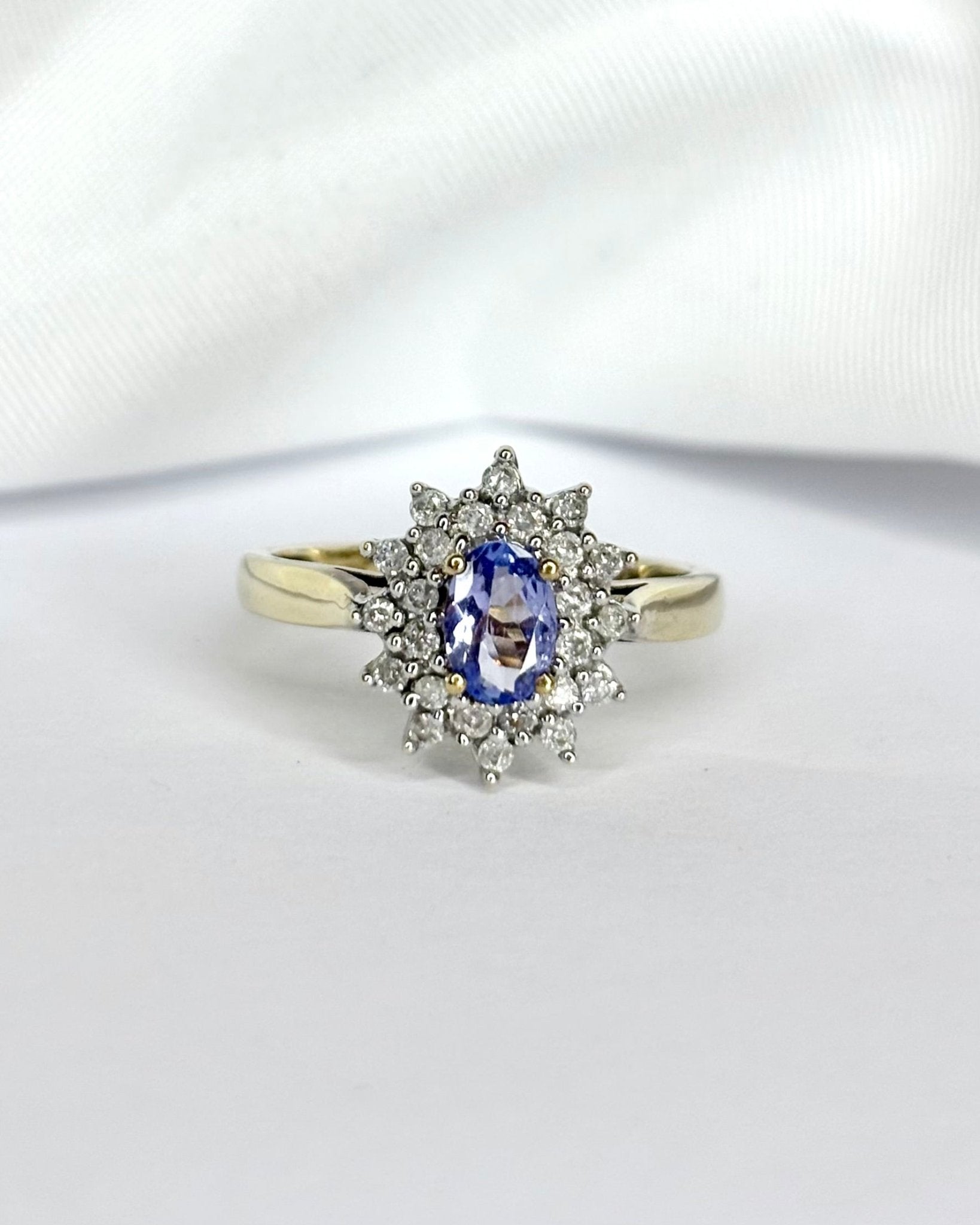 Bague Marguerite Tanzanite 0.42 carat & Diamants 0.24 carat "Séréna" - Elliade Paris