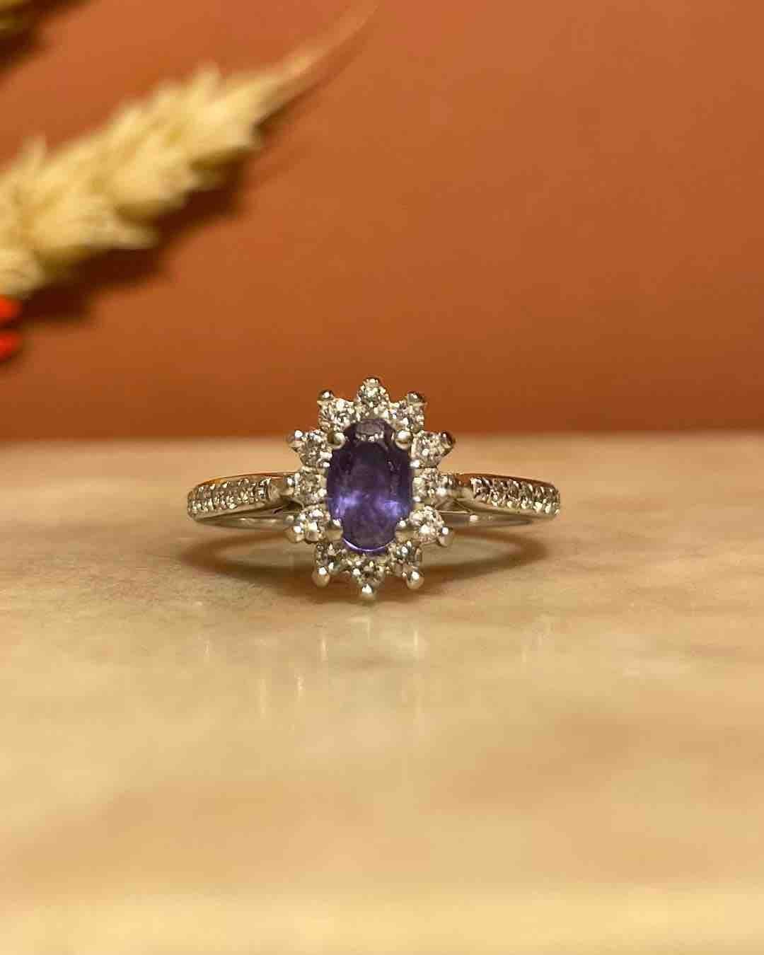 Bague Marguerite Tanzanite 0.45 Carat & 26 Diamants "Kassia" - Elliade Paris