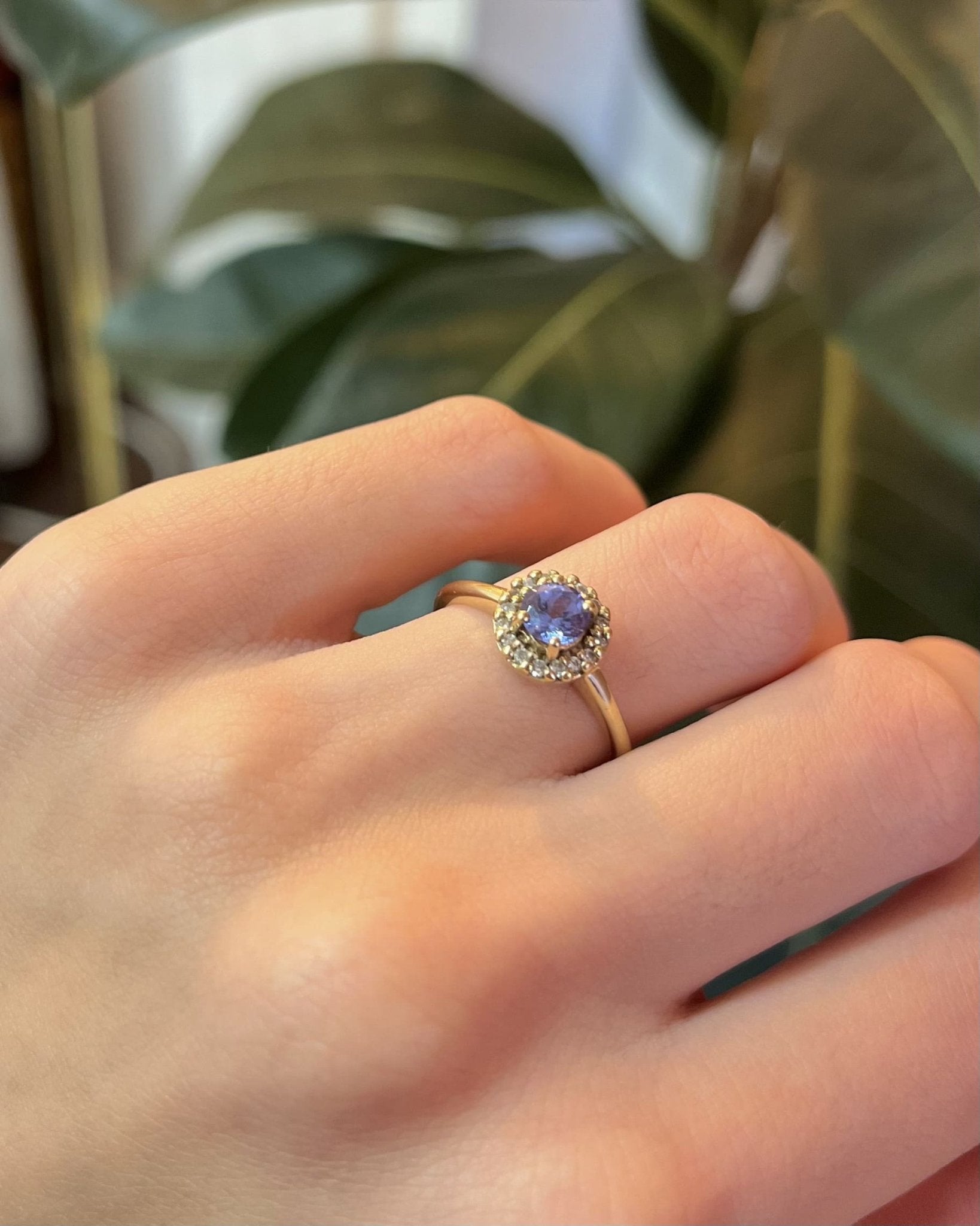 Bague Marguerite Tanzanite & Diamants "Araly" - Elliade Paris