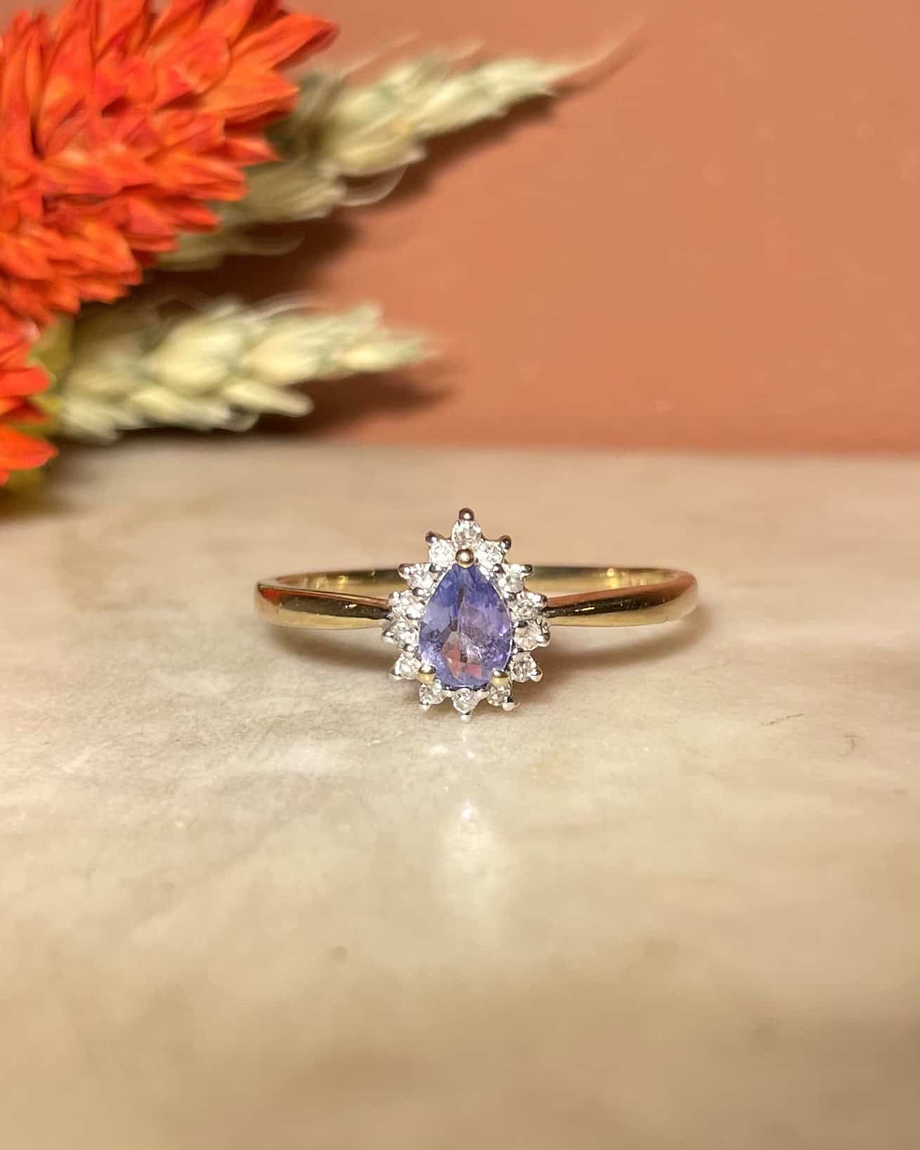 "Chedine" 0.40 carat Tanzanite & Diamond Daisy Ring