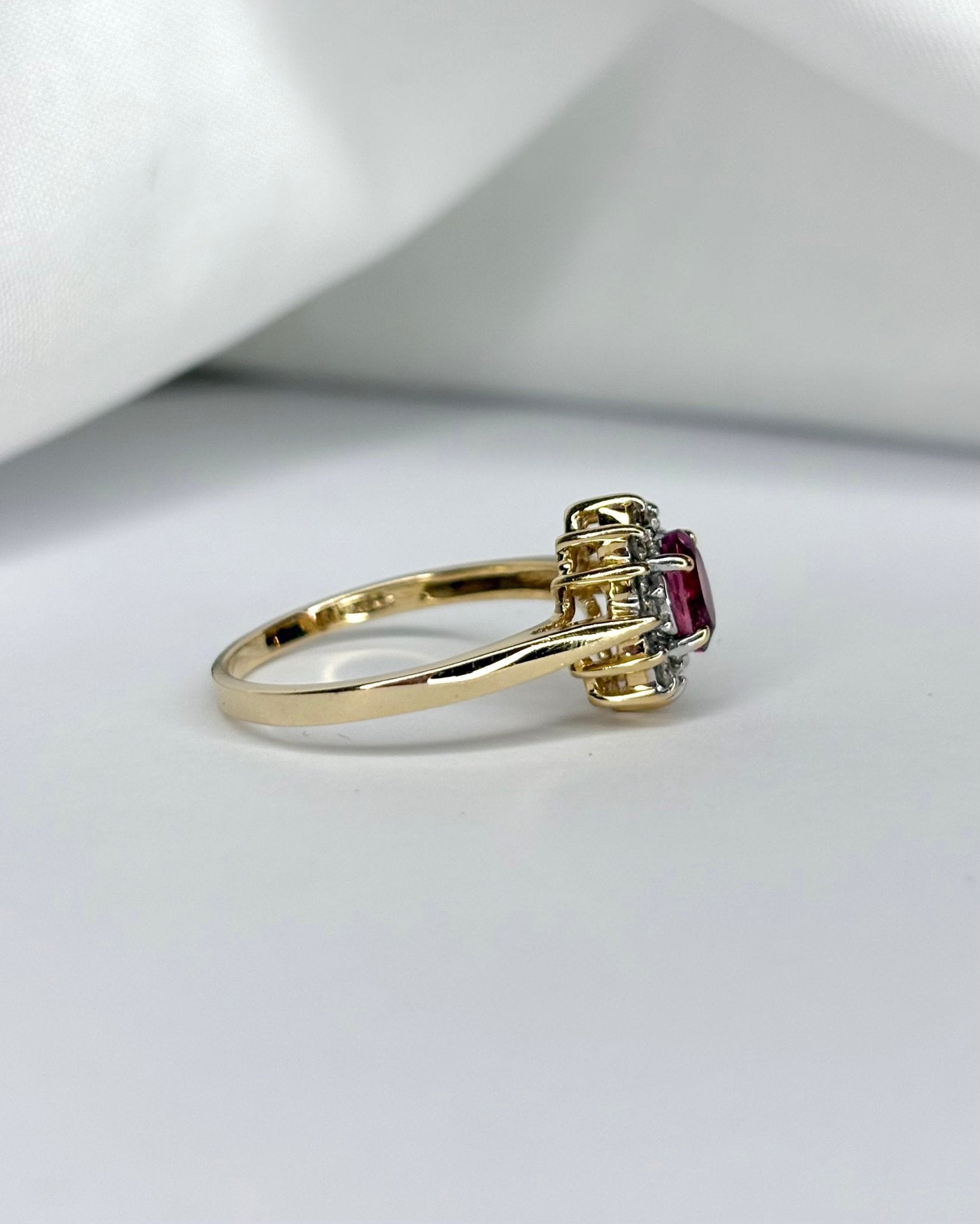 Bague Marguerite Tourmaline Rose 0.45 carat & 12 Diamants "Rachel" - Elliade Paris