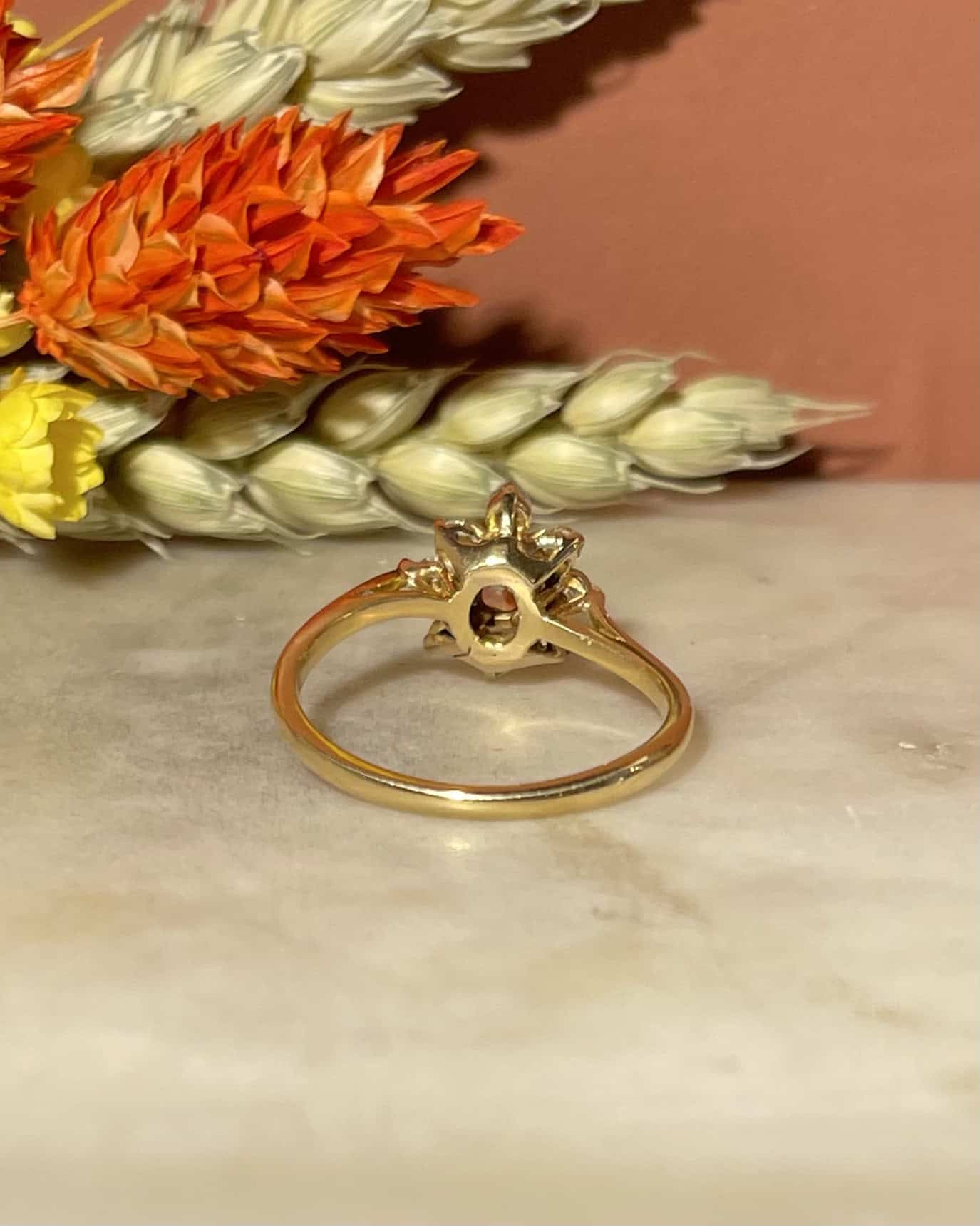Bague Marguerite Vintage Diamants 0.59 carat "Baudrine" - Elliade Paris