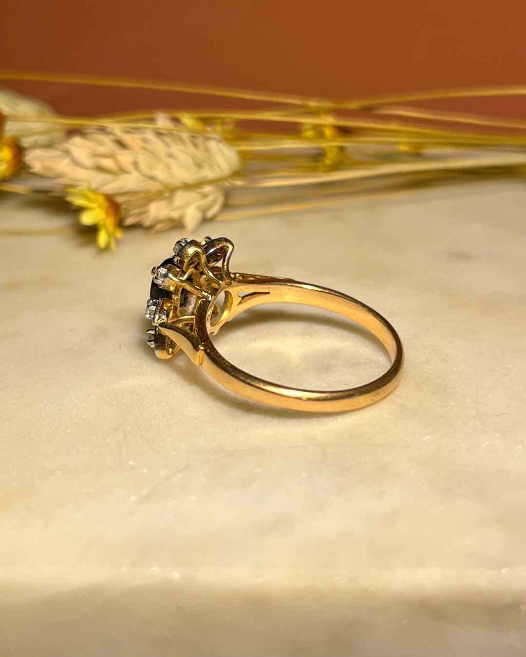 "Camelia" Sapphire & Diamond Daisy Ring