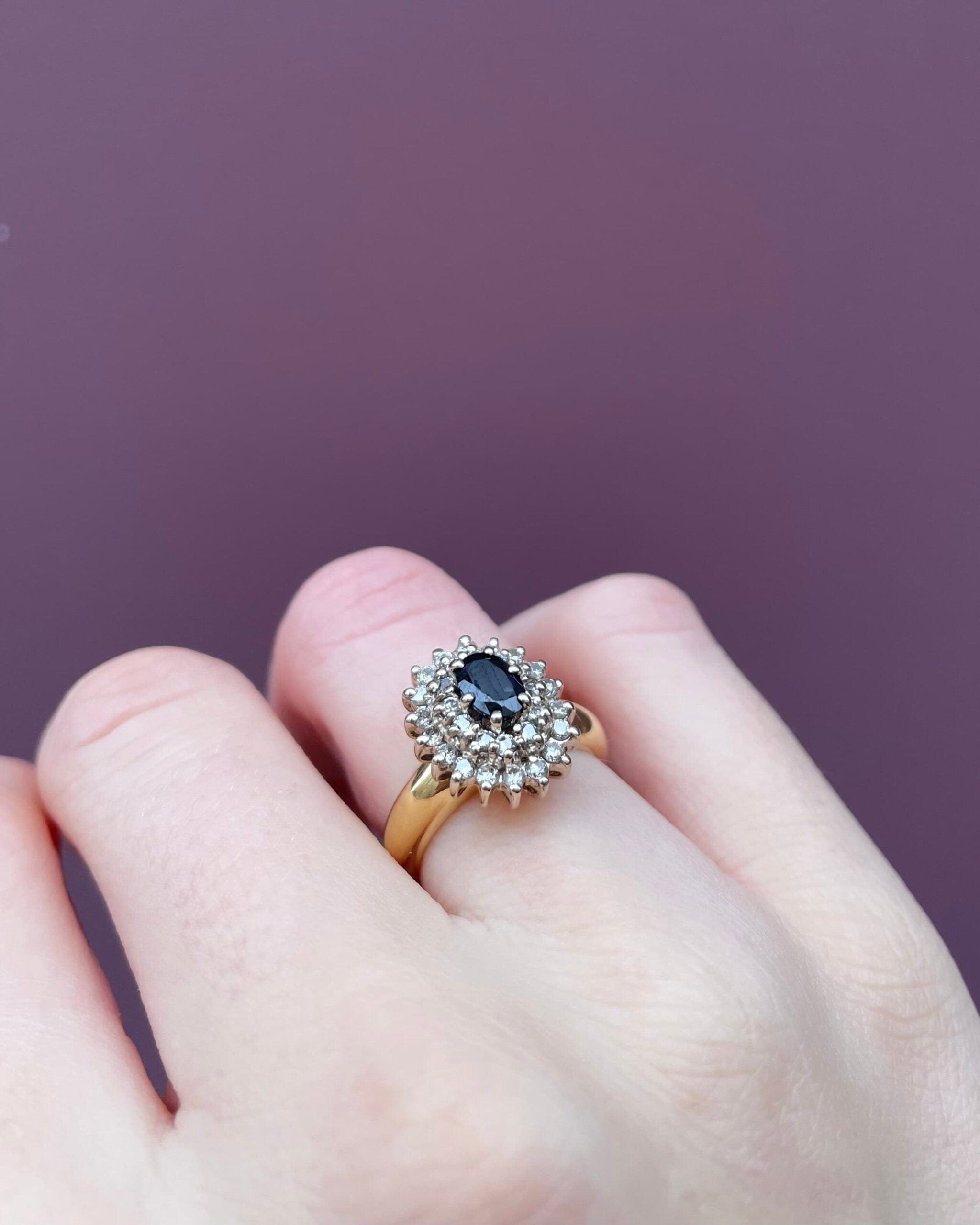 Bague Marguerite Saphir & 30 Diamants "Astrid" - Elliade Paris