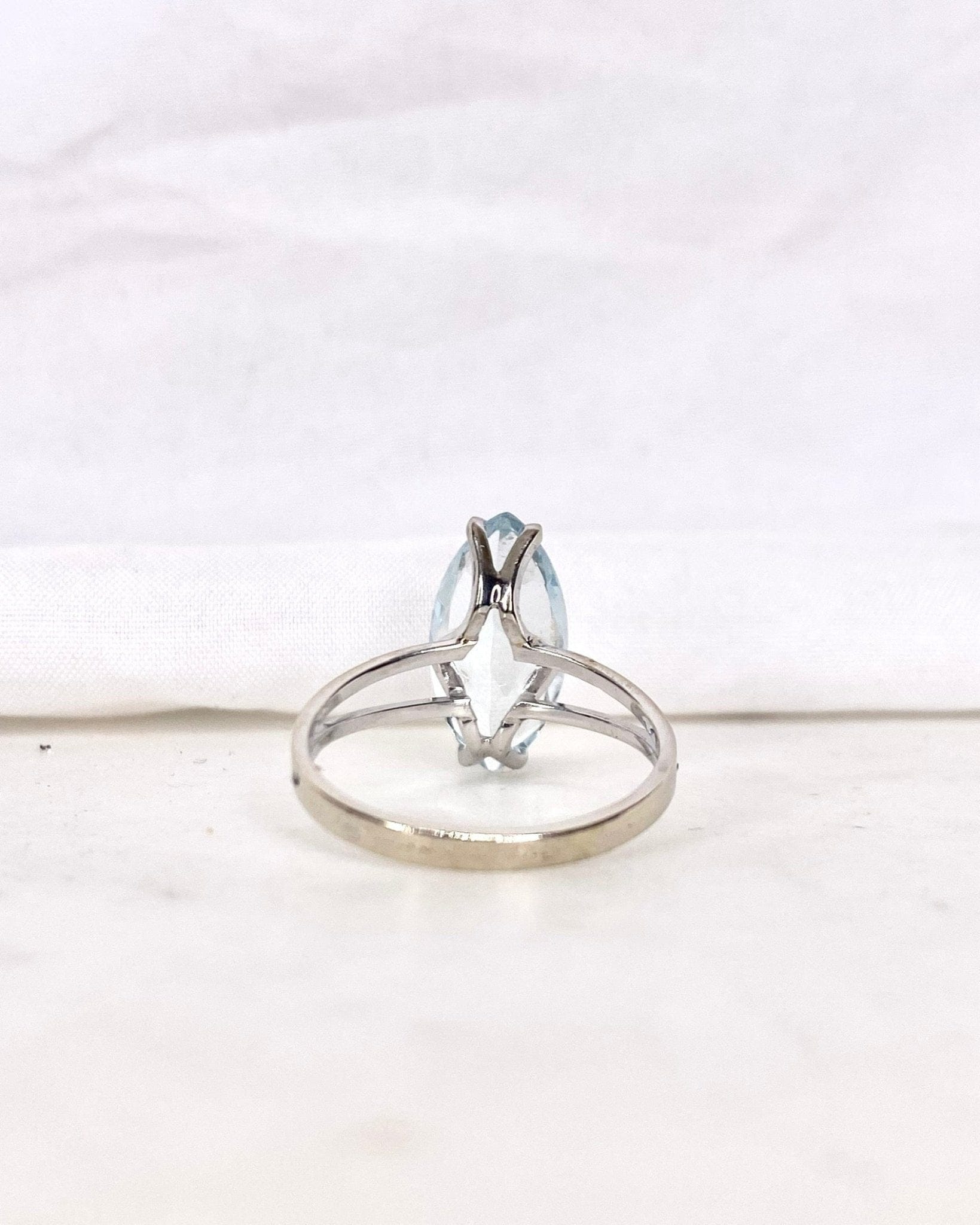 Bague Marquise Aigue - Marine 3 carats “Sylvie” - Elliade Paris