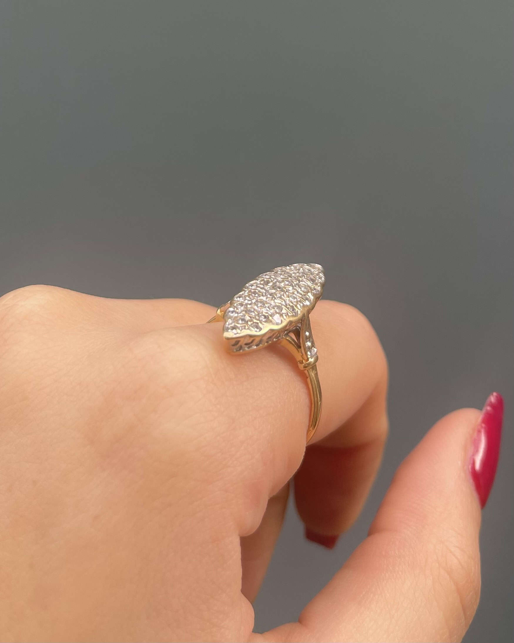 Marquise Ring 33 Diamonds 0.66 carat "Coraline"