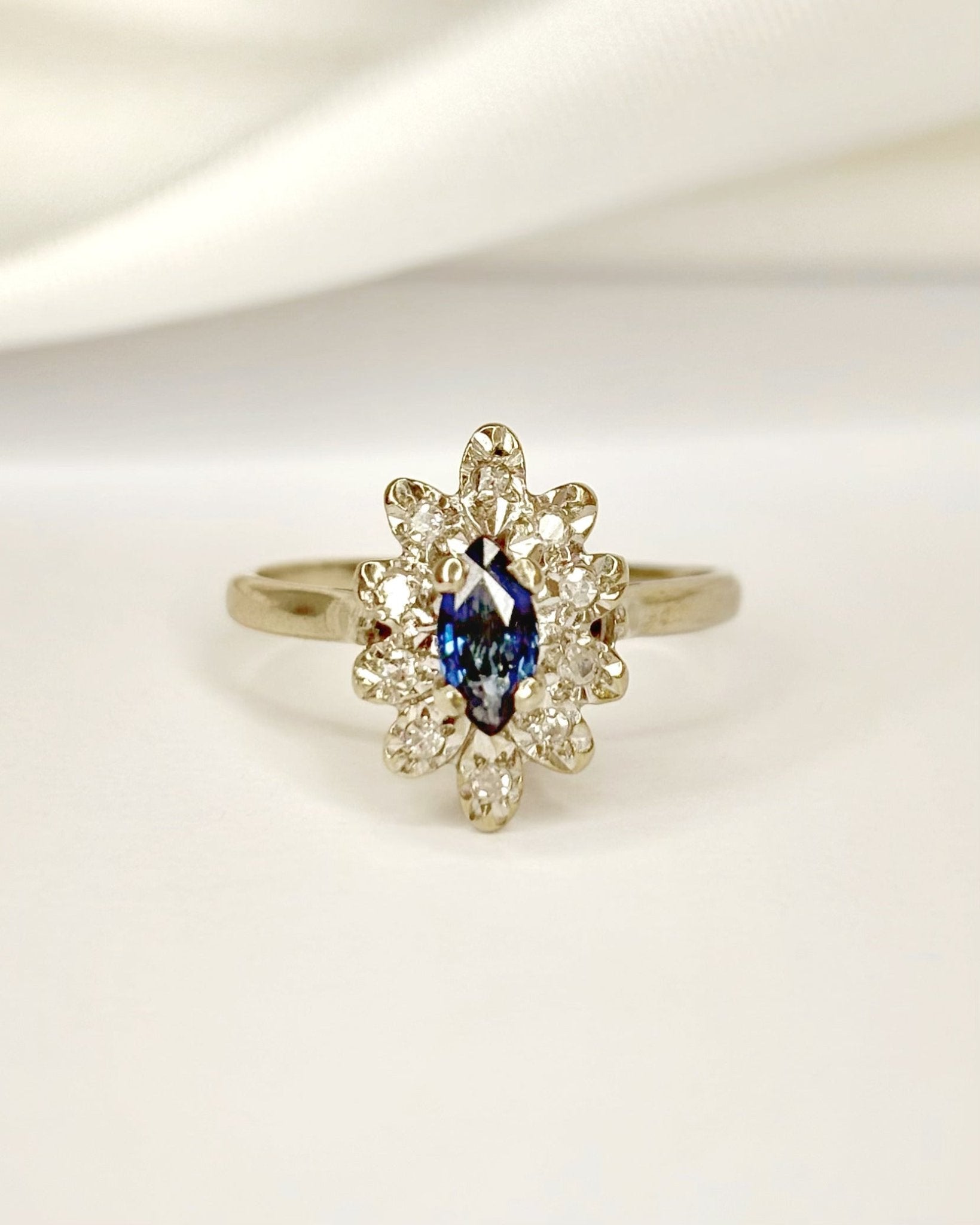 Bague Marquise Saphir & Diamants "Coralie" - Elliade Paris