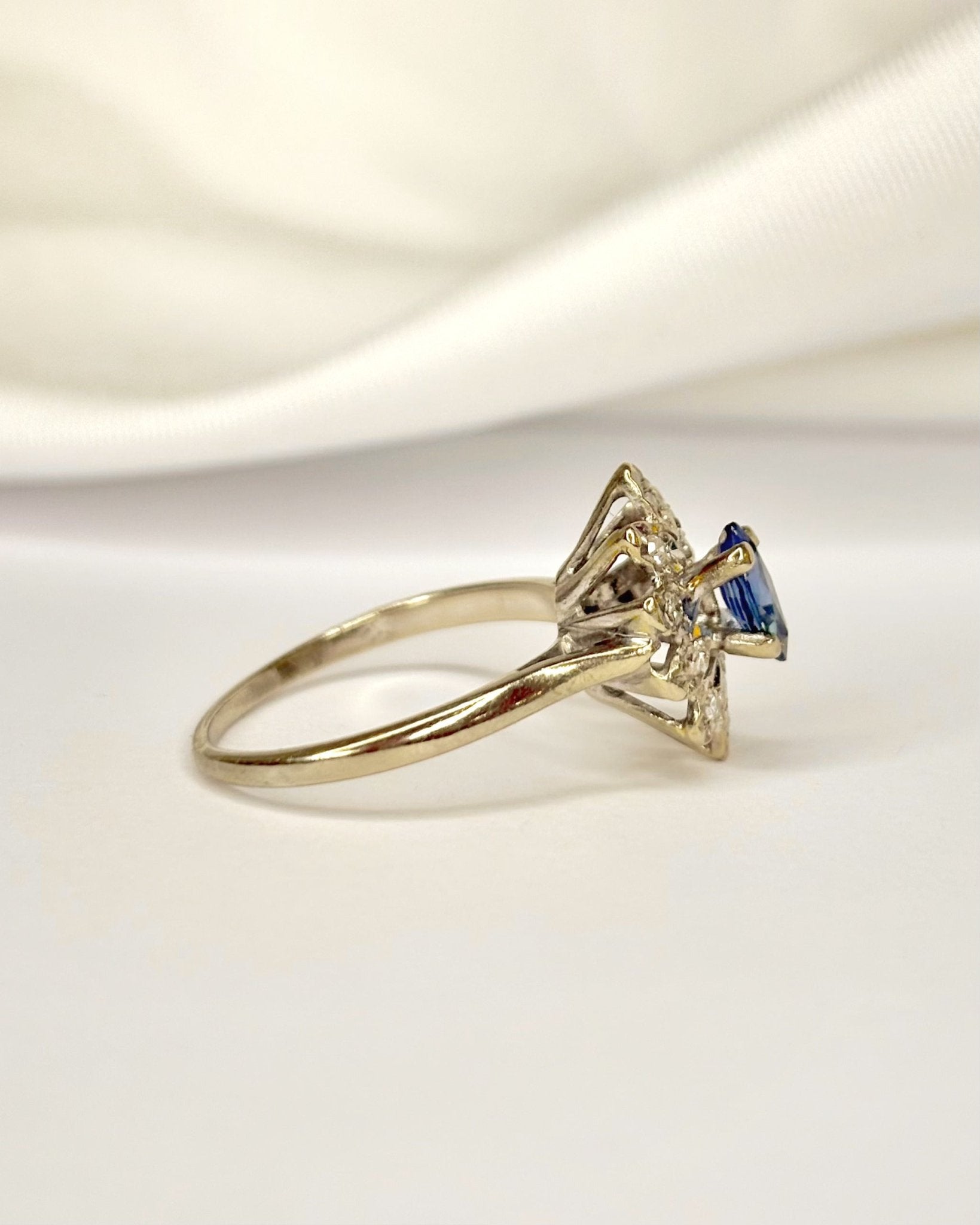 Bague Marquise Saphir & Diamants "Coralie" - Elliade Paris