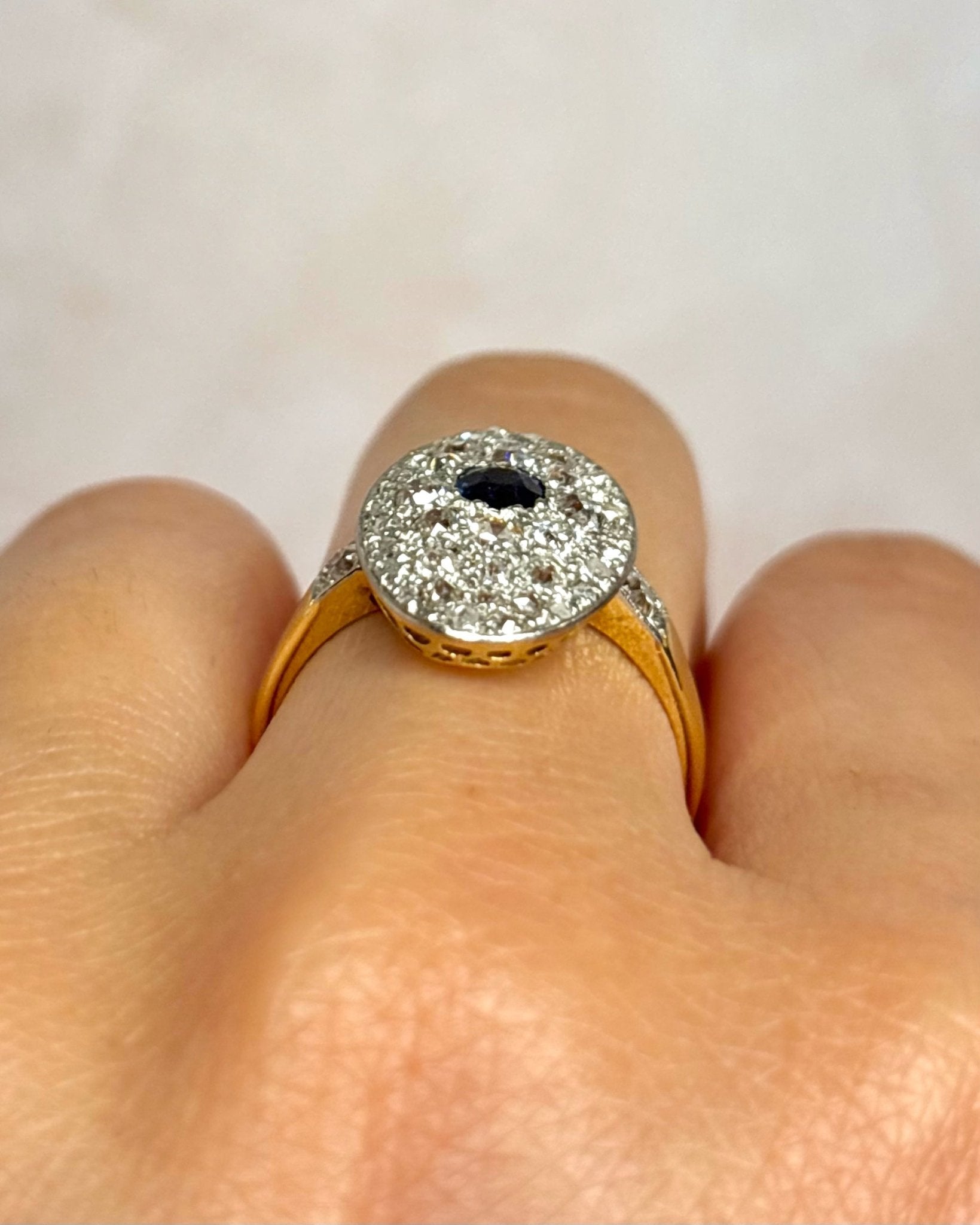 Bague Marquise Style Art - Déco Saphir & Diamants 0.92 carat "Isabeau" - Elliade Paris