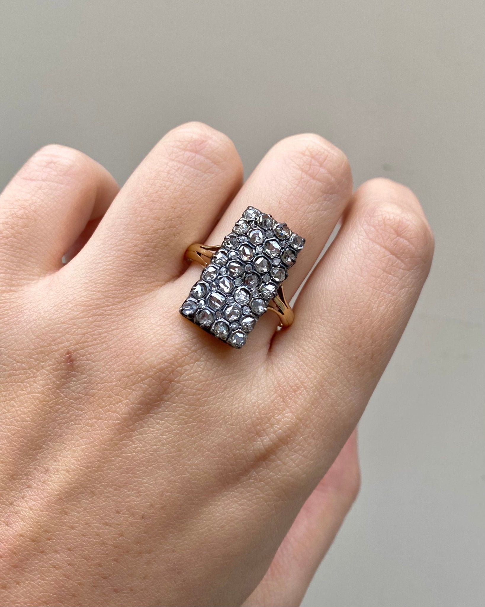 Bague Marquise XIXe Siècle 46 Diamants "Lili" - Elliade Paris