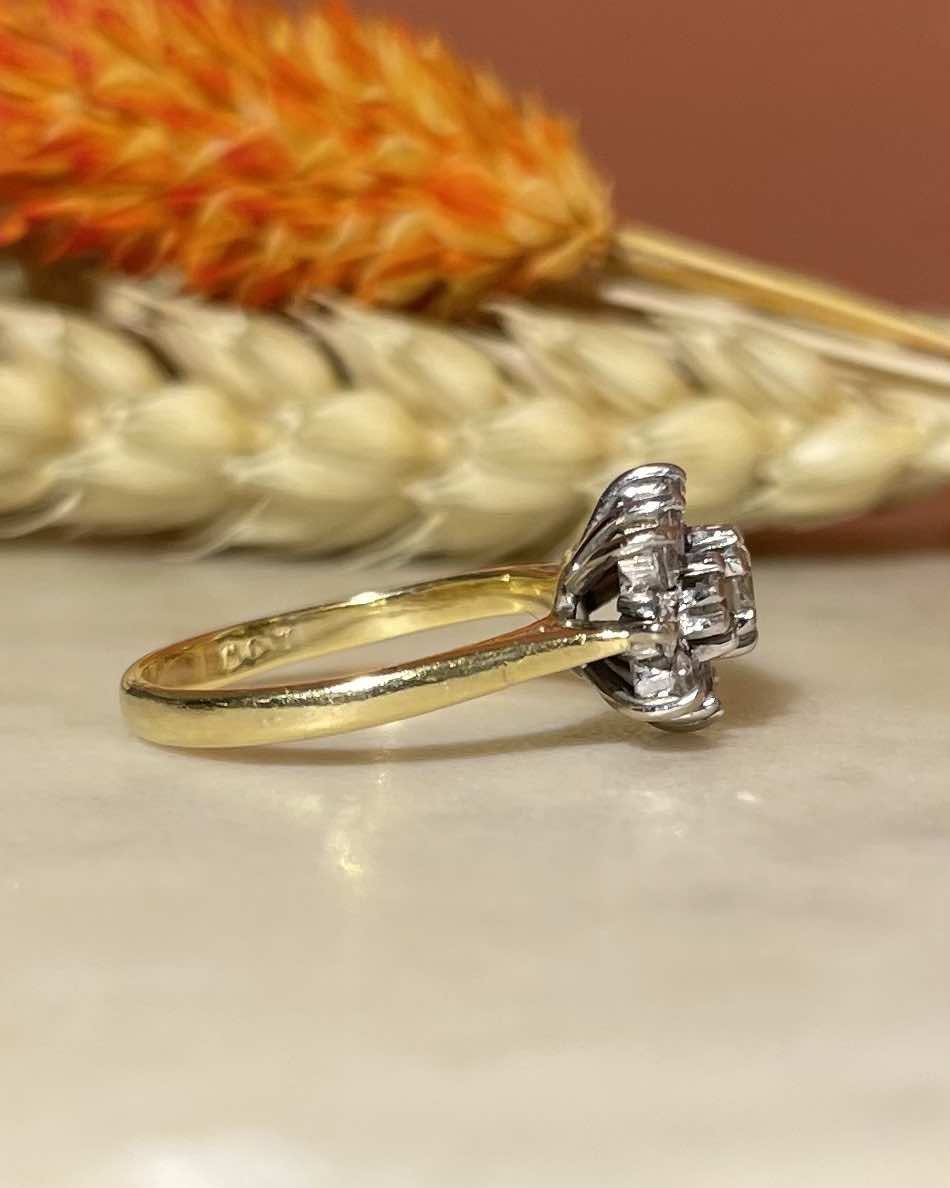 Bague Éclat de 15 Diamants "Yamna"