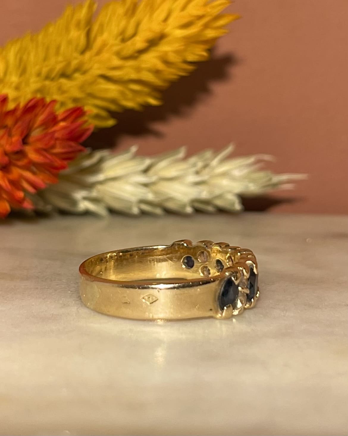 Bague Rivière 5 Saphirs & 8 Diamants "Jolanne" - Elliade Paris