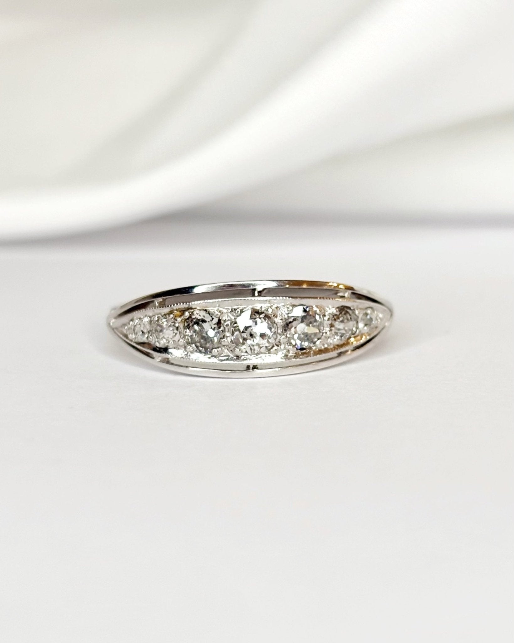 Bague Rivière Art Déco Diamants 0.42 carat "Anita" - Elliade Paris