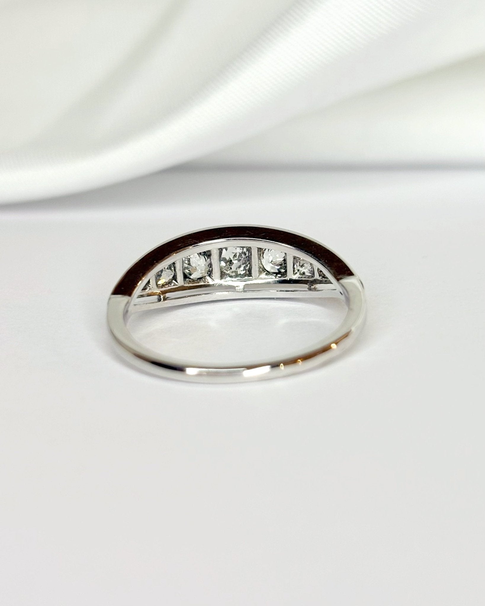 Bague Rivière Art Déco Diamants 0.42 carat "Anita" - Elliade Paris