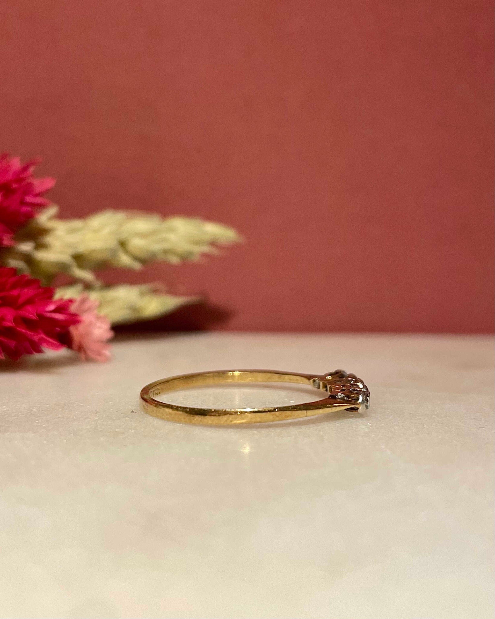 Anillo de diamantes "Isee" de 0,24 quilates