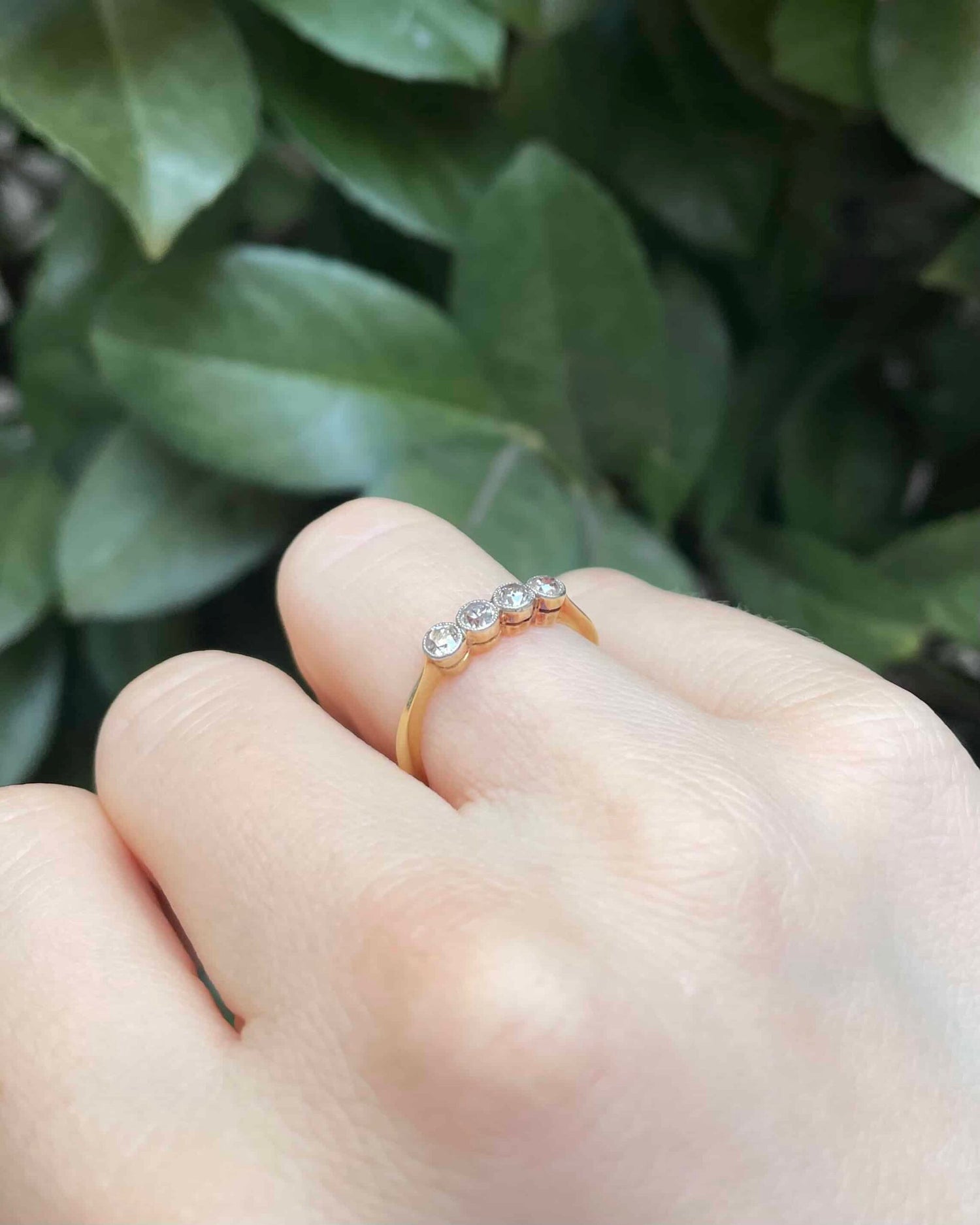Bague Art-Déco Rivière 4 Diamants "Roxanne"