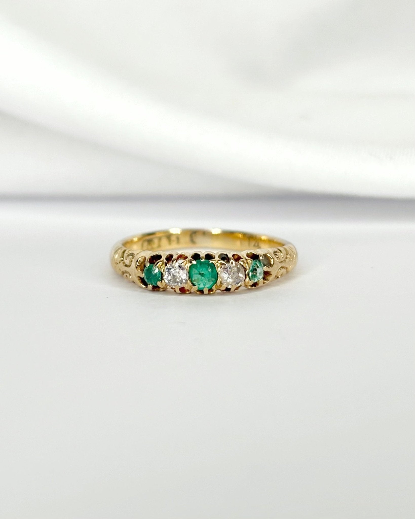Bague Rivière Émeraudes & Diamants "Naëlle" - Elliade Paris