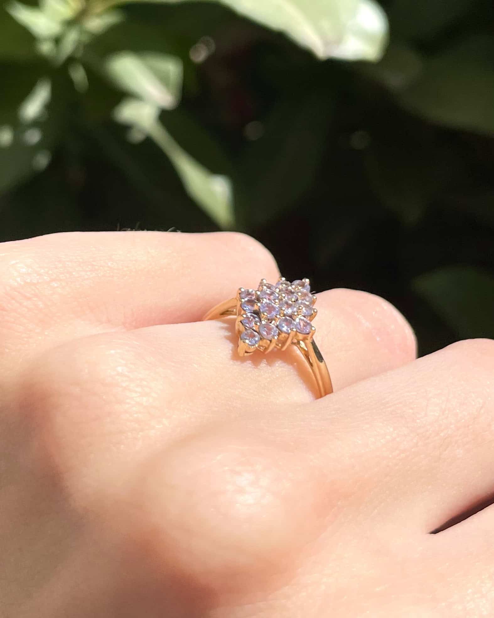 Bague Rivière Losange Tanzanites "Katie" - Elliade Paris