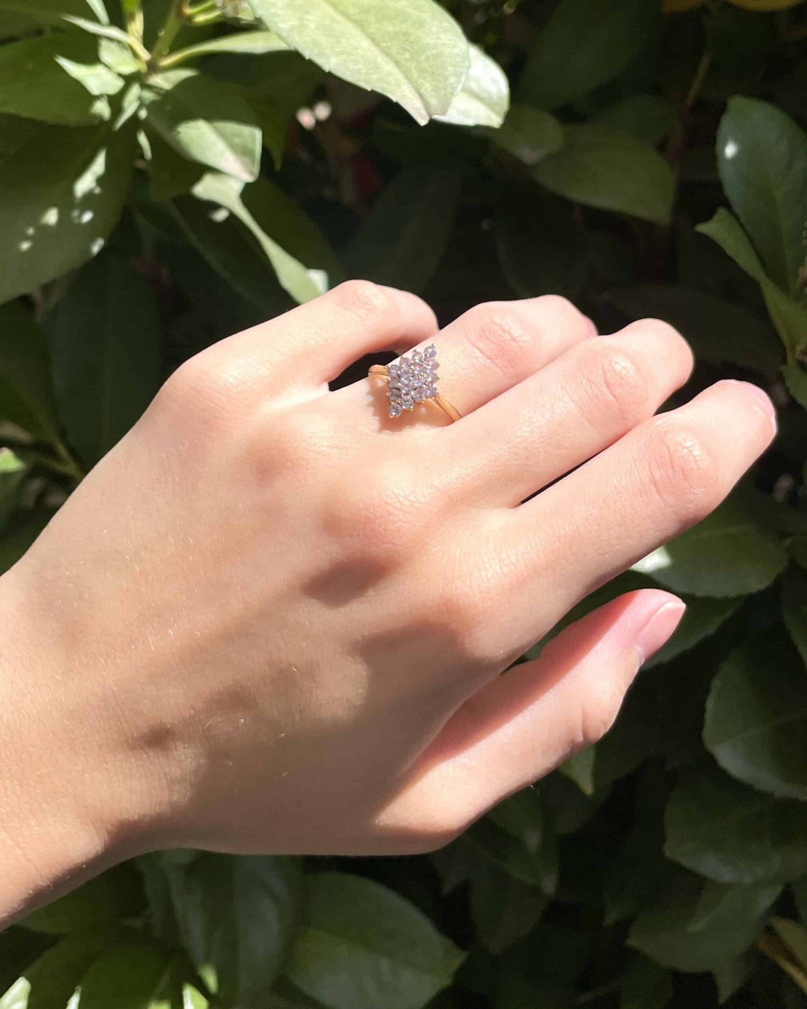 Bague Rivière Losange Tanzanites "Katie" - Elliade Paris