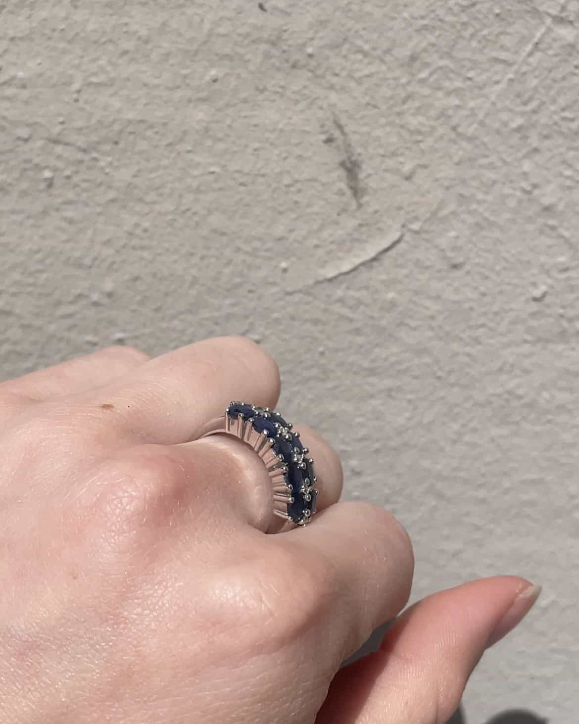 Bague Rivière Saphirs 3.50 carats & Diamants "Saule" - Elliade Paris