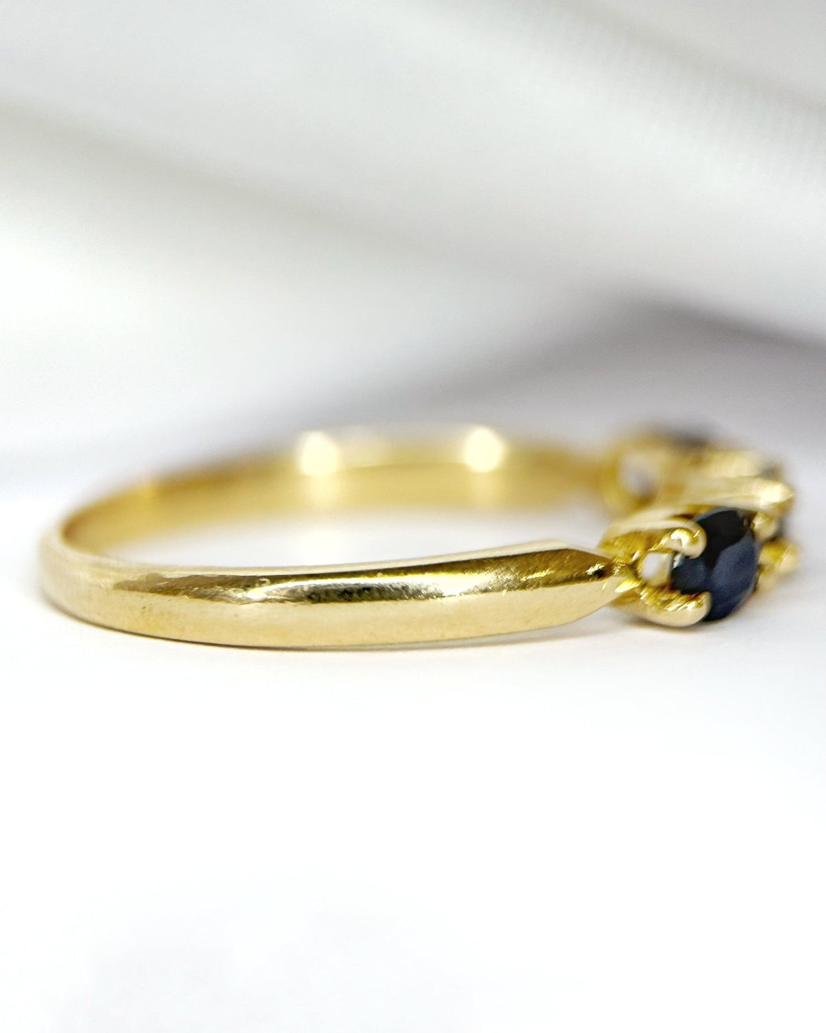 Bague Rivière Saphirs & Diamants "Lisandre" - Elliade Paris