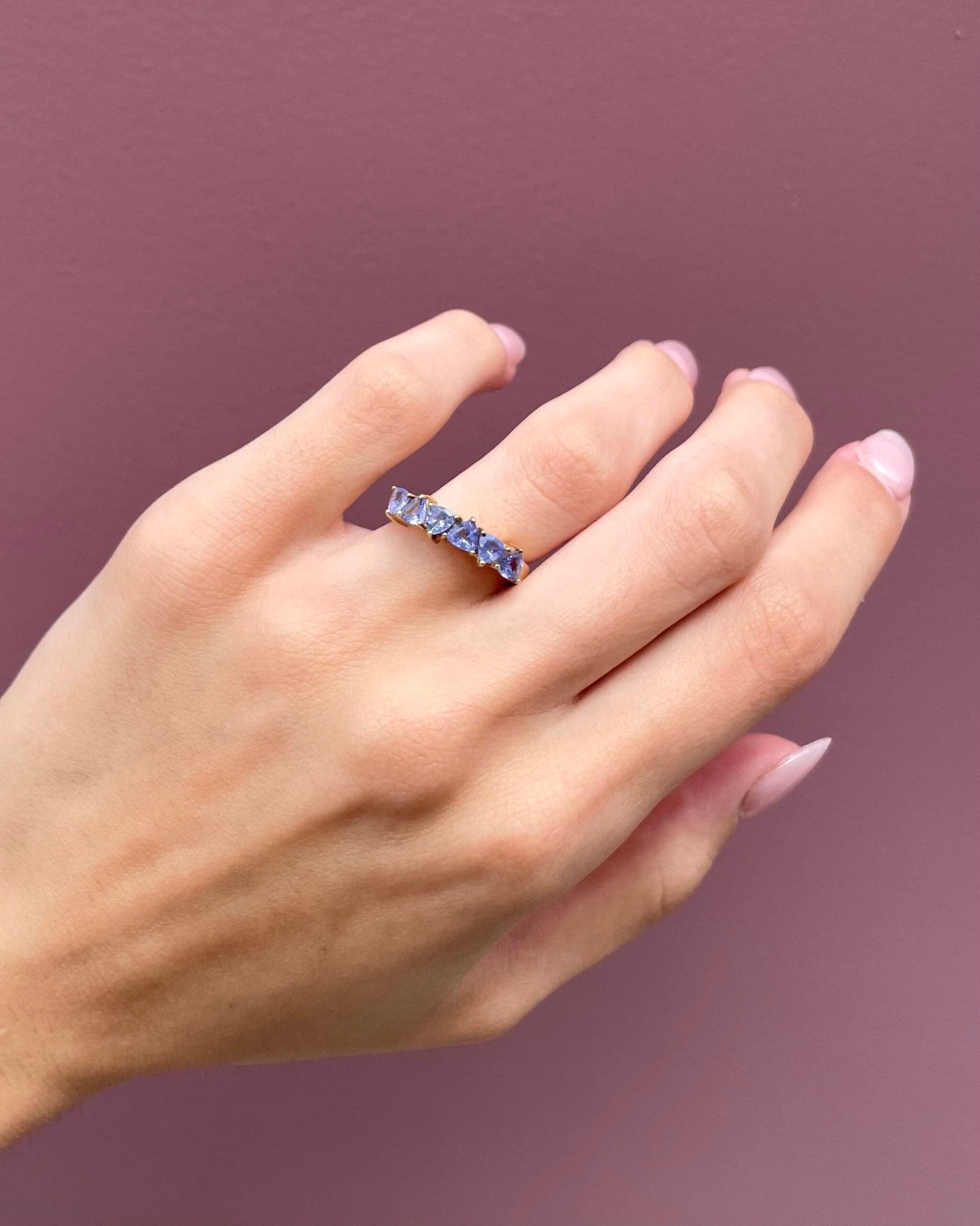 Bague Rivière Tanzanites 1.30 carat "Vayk" - Elliade Paris