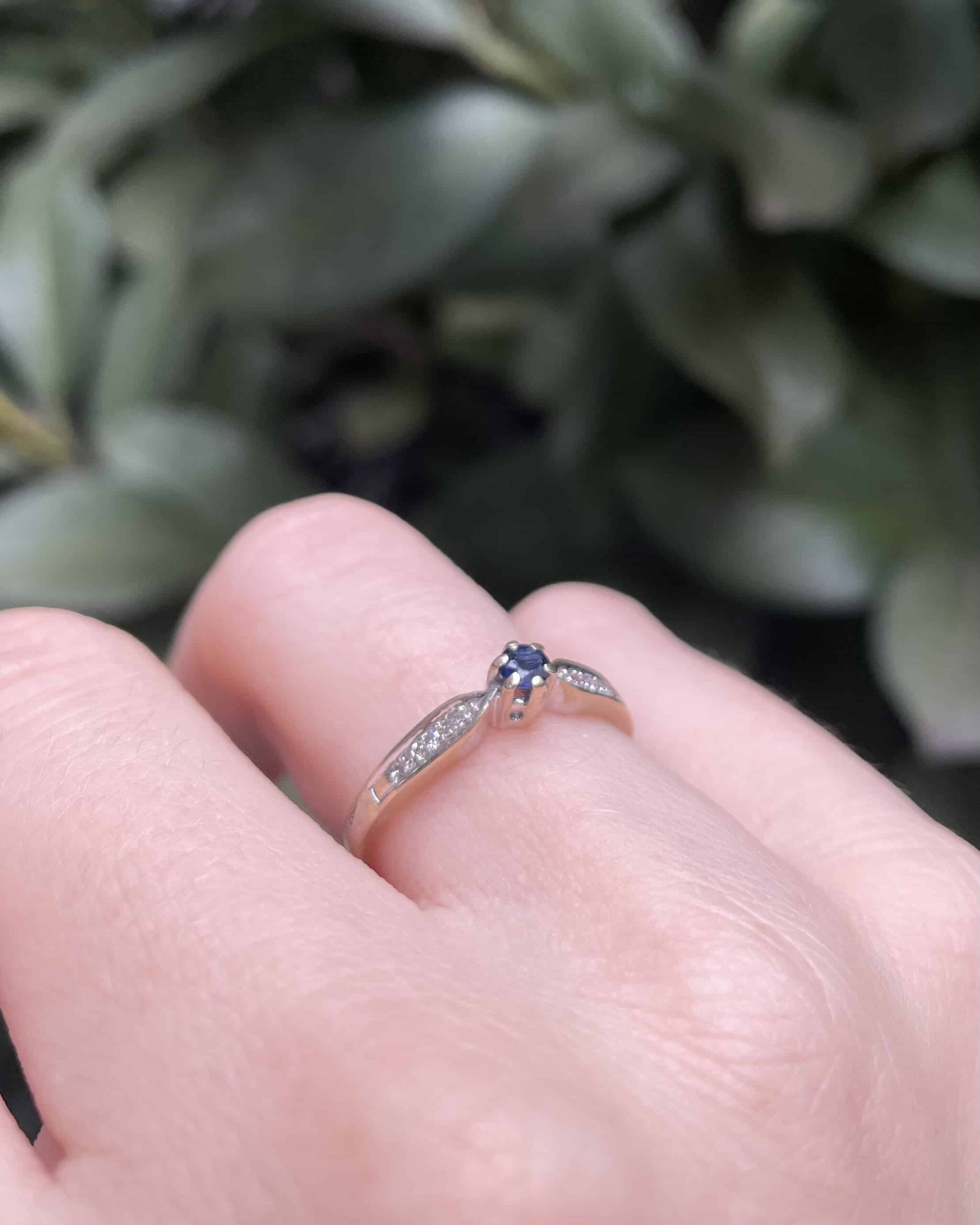 Bague Solitaire Saphir & Diamants "Fionna"