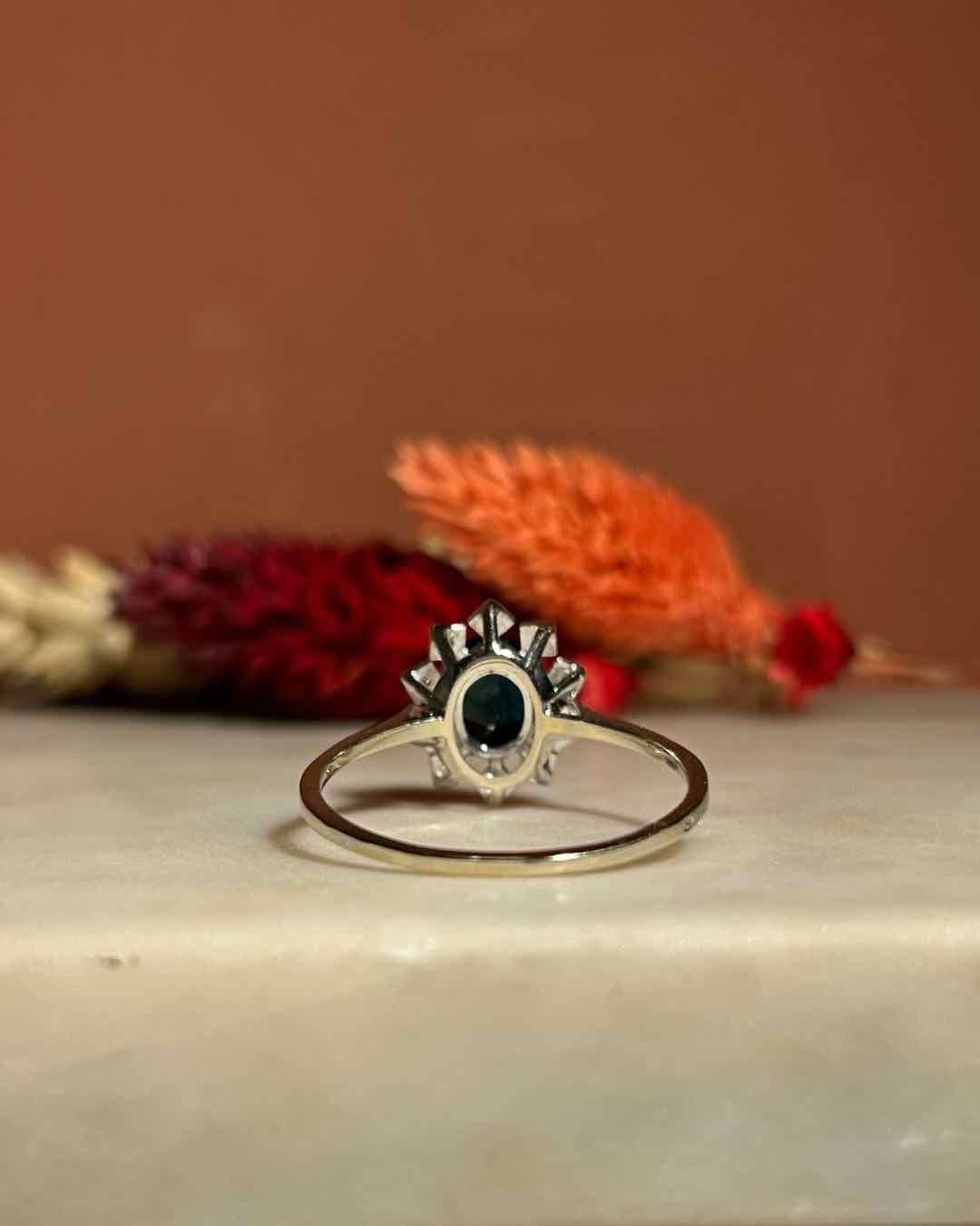 Bague Marguerite Saphir 1.60 carat & Diamants "Odessa"