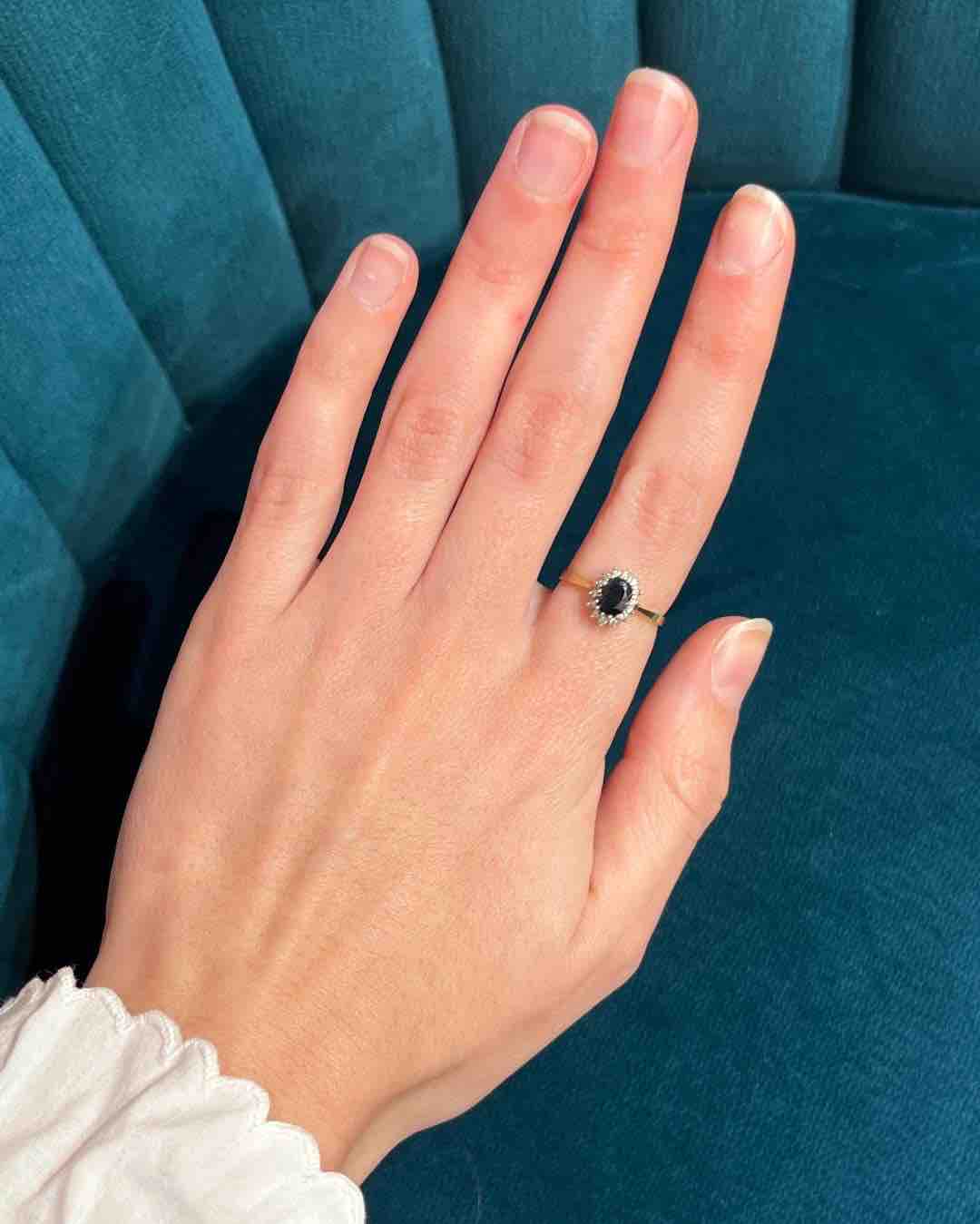 Bague Marguerite diamants & saphir "Maelys"